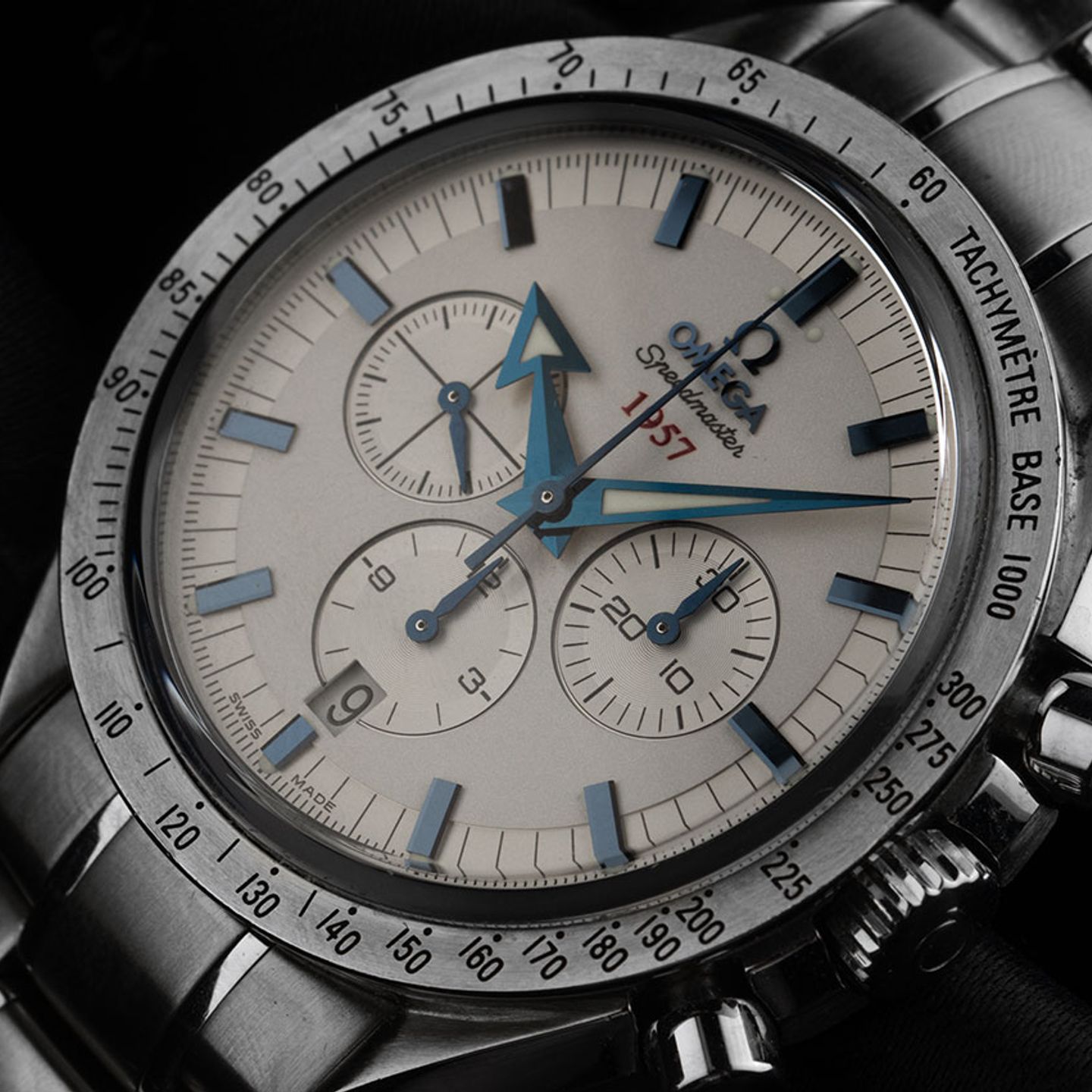 Omega Speedmaster Broad Arrow 321.10.42.50.02.001 (2012) - Zilver wijzerplaat 42mm Staal (3/8)