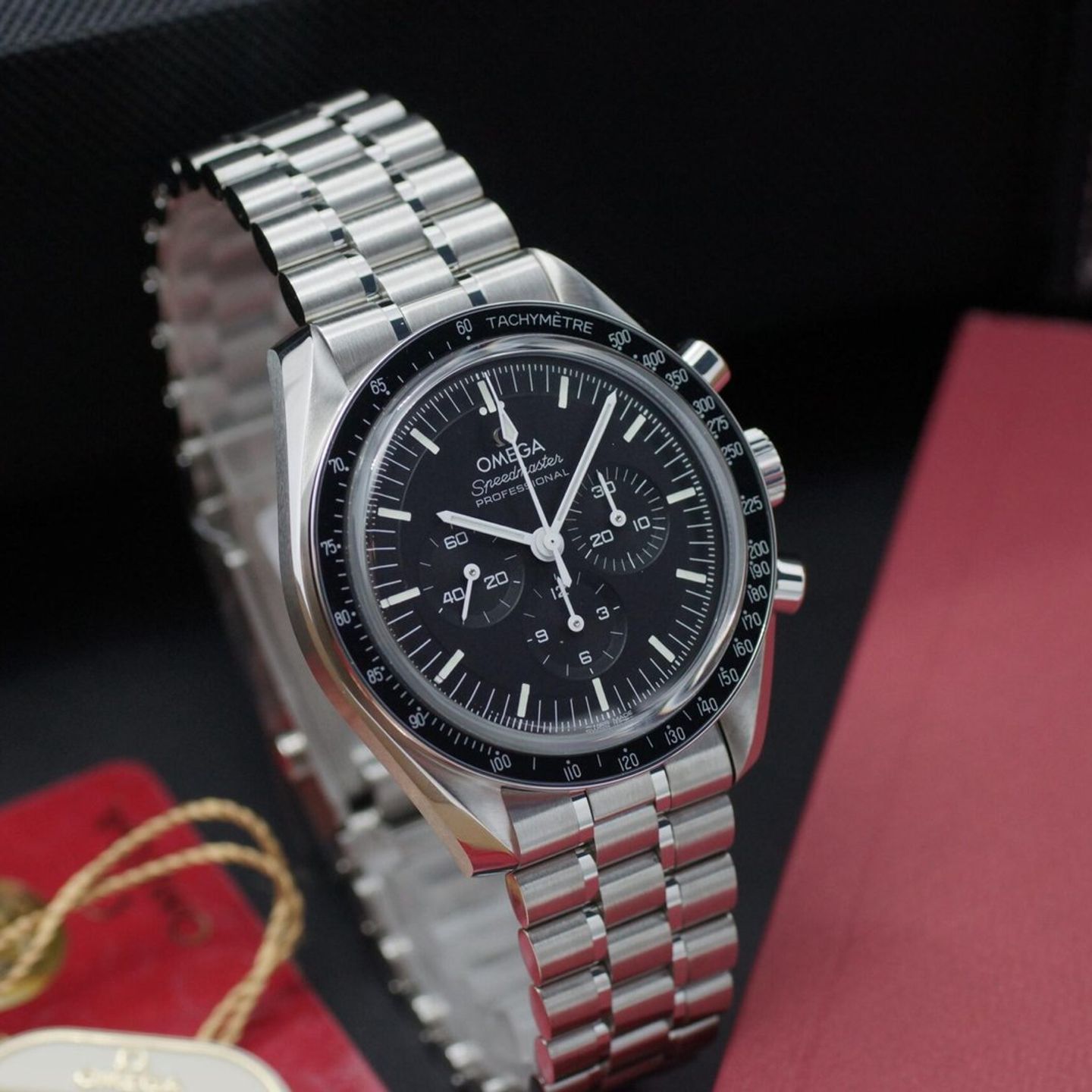 Omega Speedmaster Professional Moonwatch 310.30.42.50.01.002 (2025) - Zwart wijzerplaat 42mm Staal (1/8)