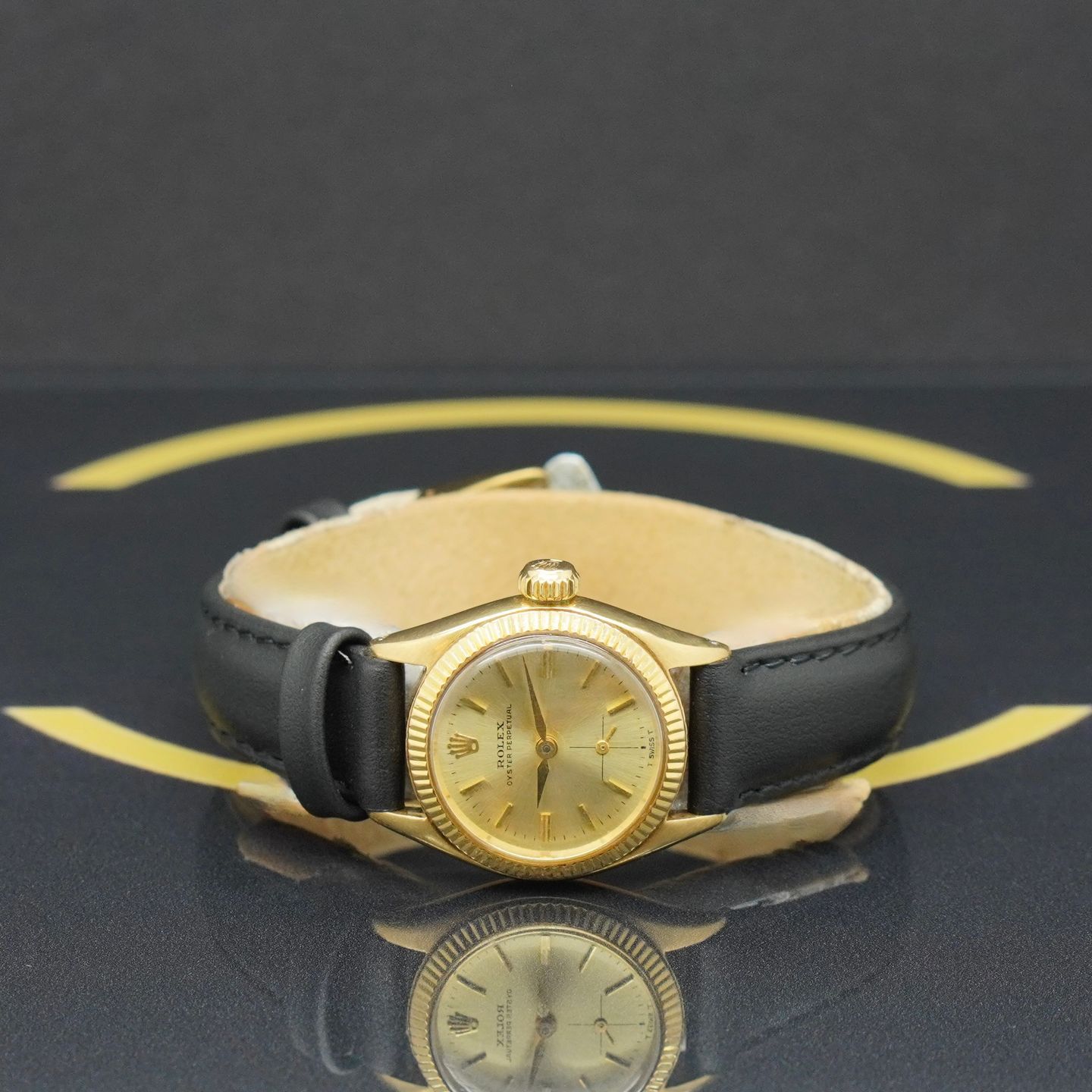 Rolex Oyster Perpetual 6509 (1967) - Gold dial 24 mm Yellow Gold case (4/7)