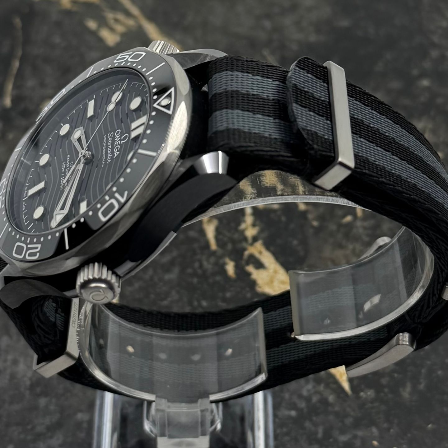 Omega Seamaster Diver 300 M 210.92.44.20.01.002 (2026) - Zwart wijzerplaat 44mm Keramiek (6/8)