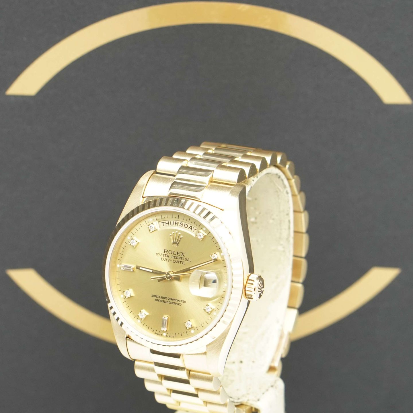 Rolex Day-Date 36 18238 (1994) - Gold dial 36 mm Yellow Gold case (2/7)
