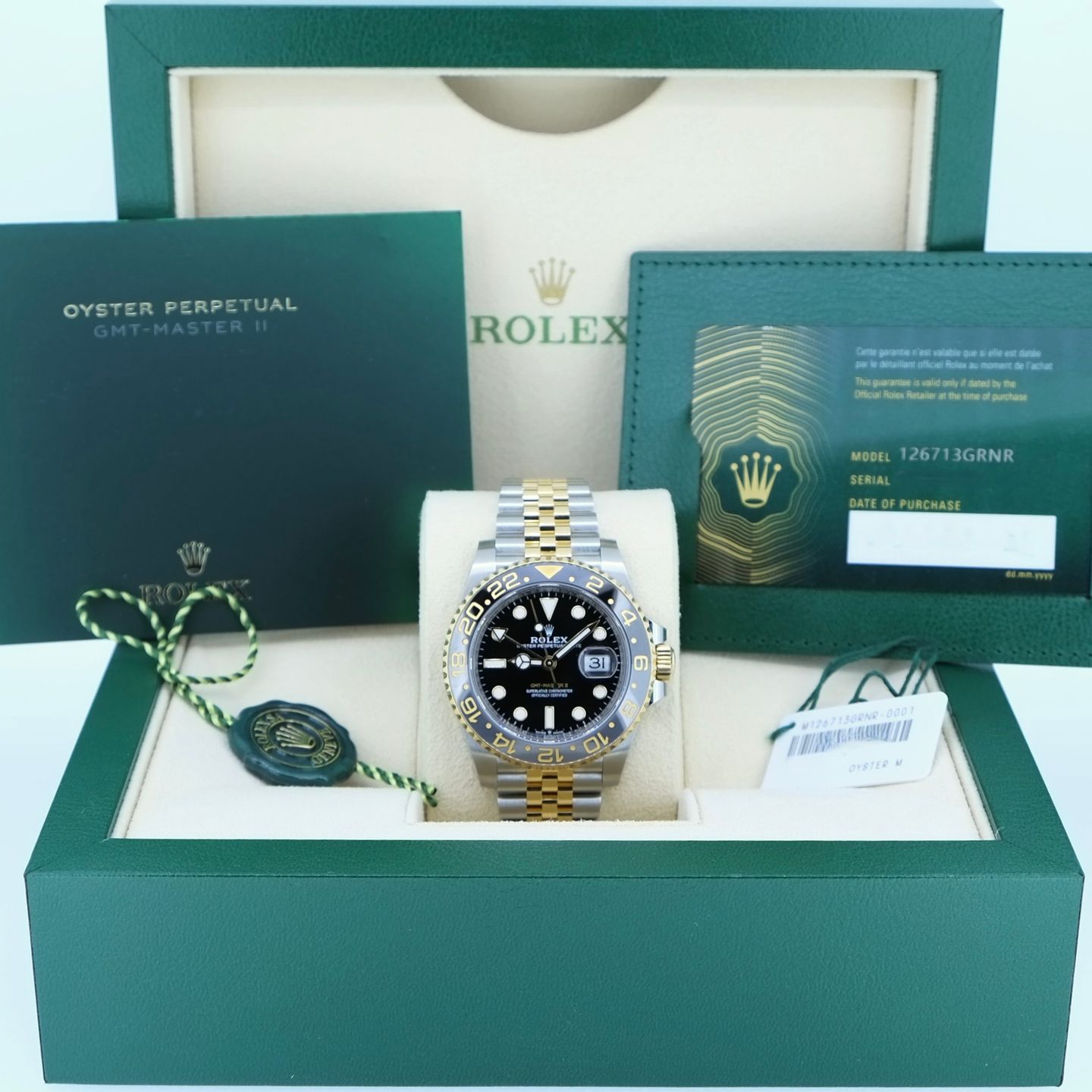 Rolex GMT-Master II 126713GRNR (2024) - Black dial 40 mm Gold/Steel case (4/6)