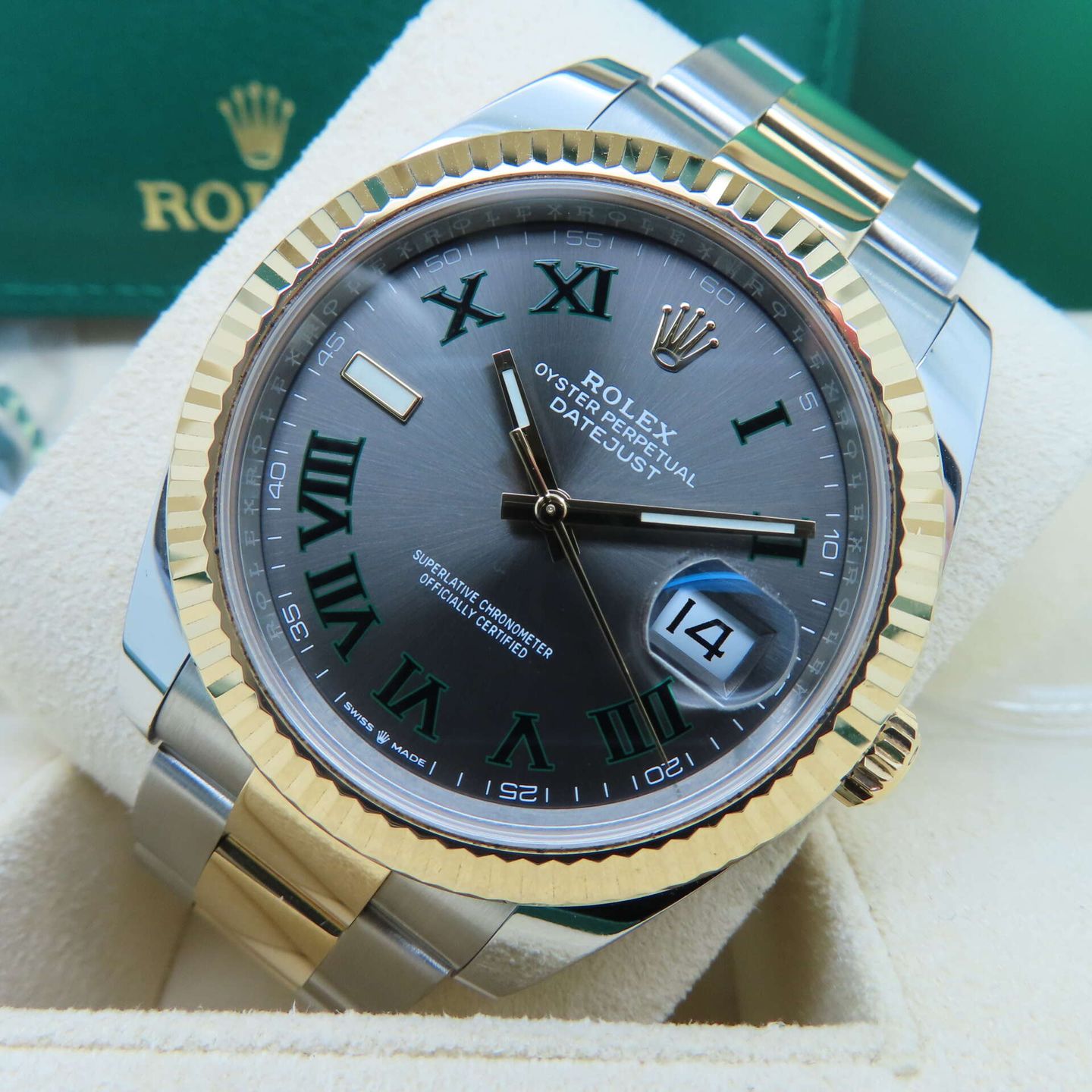 Rolex Datejust 41 126333 (2021) - 41 mm Gold/Steel case (2/8)