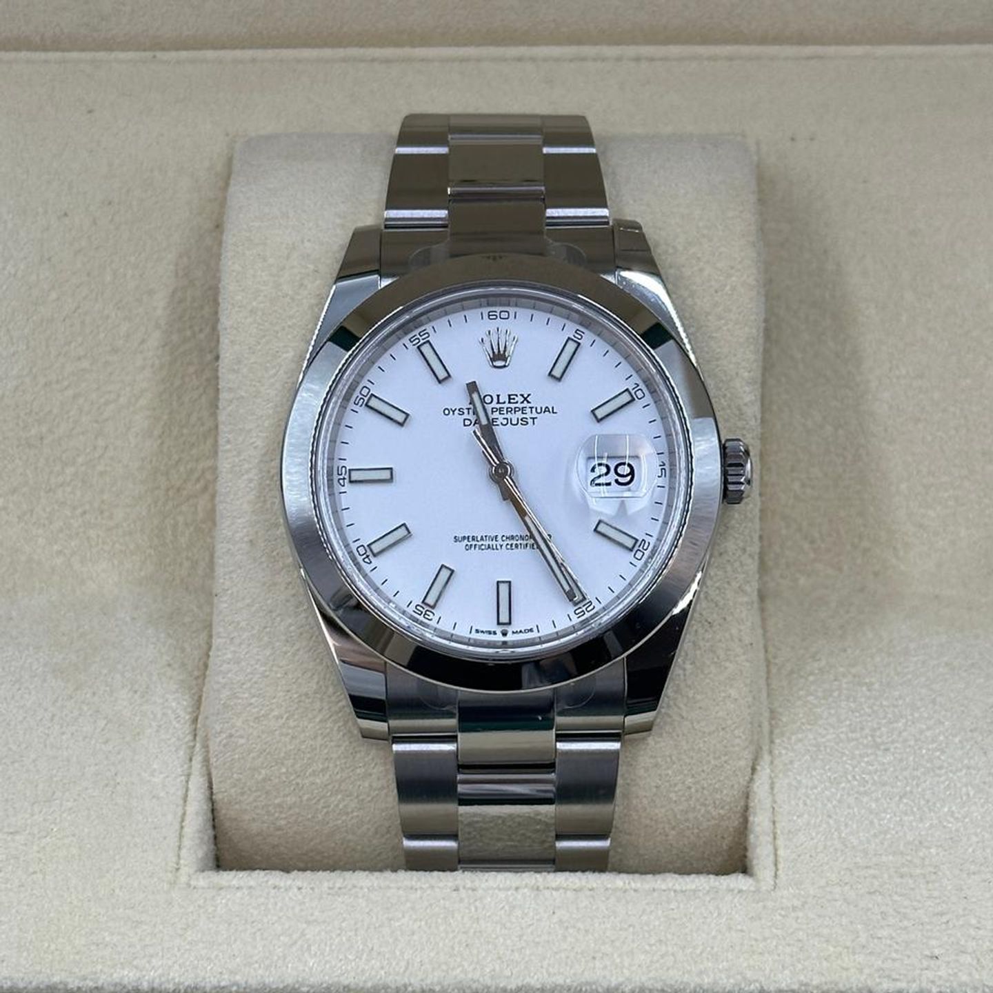 Rolex Datejust 126300 - (4/10)
