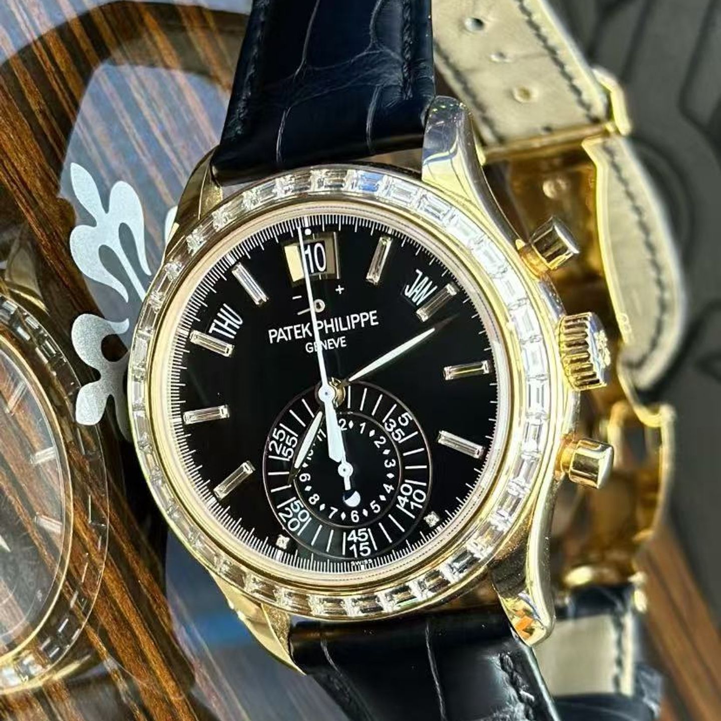 Patek Philippe Annual Calendar Chronograph 5961R-010 - (1/3)