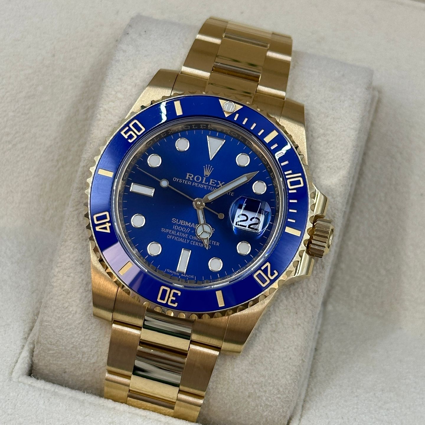 Rolex Submariner Date 116618LB (2020) - Blue dial 40 mm Yellow Gold case (4/8)