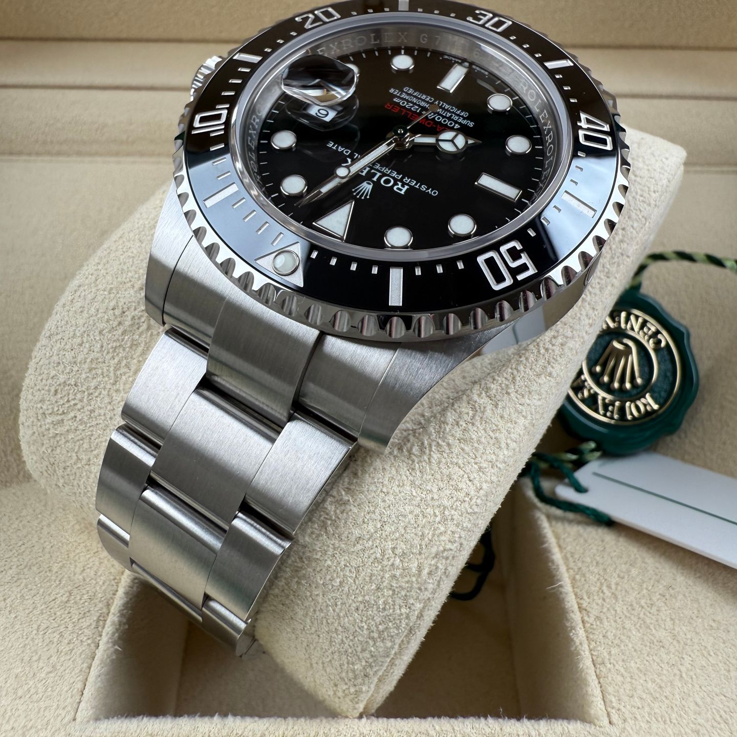Rolex Sea-Dweller 126600 - (6/8)