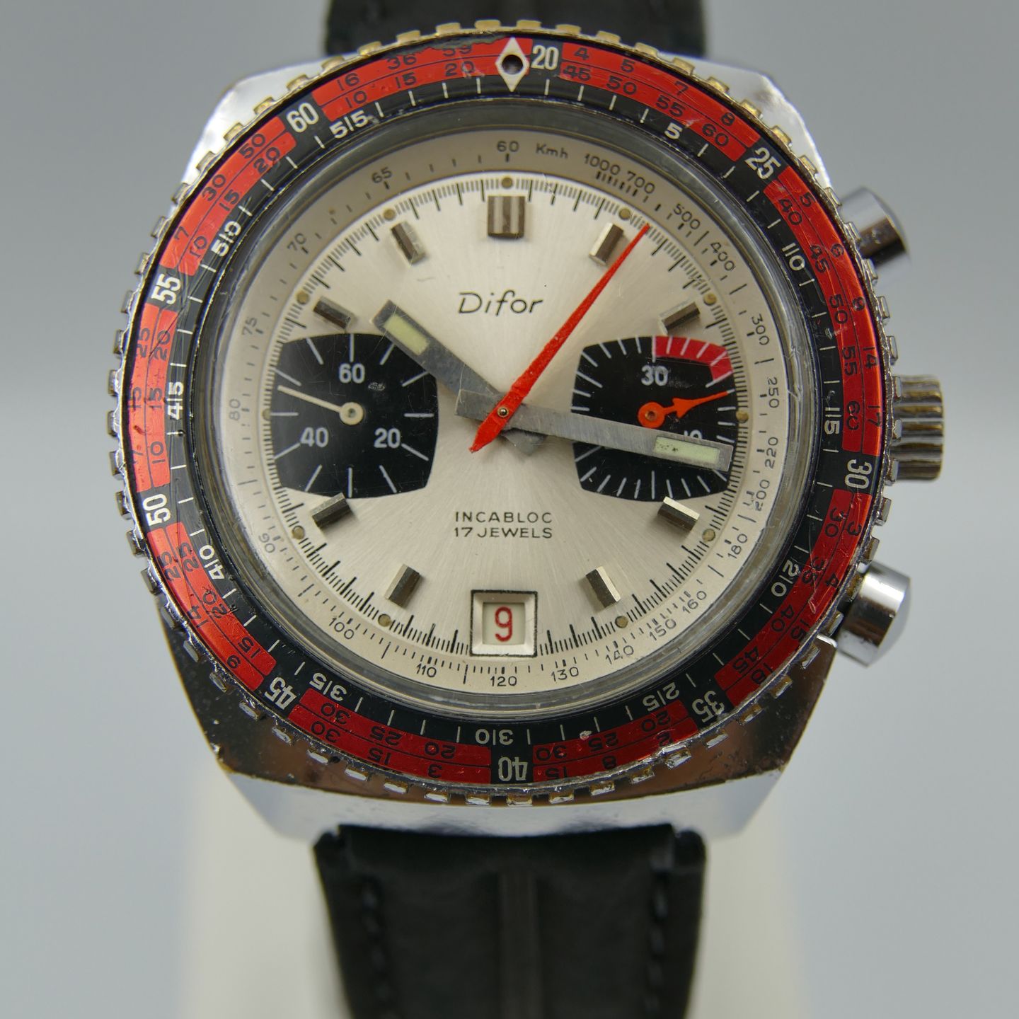 Darwil Unknown 70's vintage watch mens Difor chronograph valjoux 7734 jumbo oversize big 44mm (1970) - Unknown dial 44 mm Steel case (2/8)