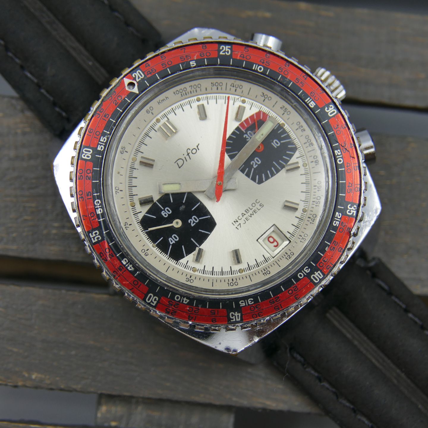 Darwil Unknown 70's vintage watch mens Difor chronograph valjoux 7734 jumbo oversize big 44mm (1970) - Unknown dial 44 mm Steel case (1/8)