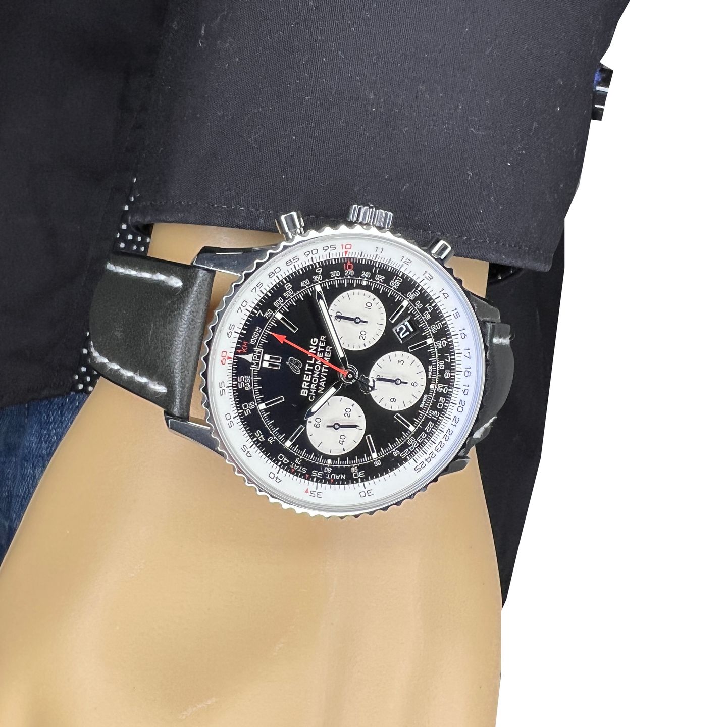 Breitling Navitimer 1 B01 Chronograph AB0121211B1X1 (2022) - Black dial 43 mm Steel case (7/8)