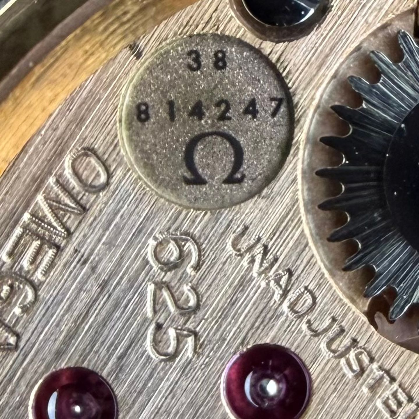 Omega De Ville 111.0107 (1974) - Gold dial 33 mm Gold/Steel case (4/8)