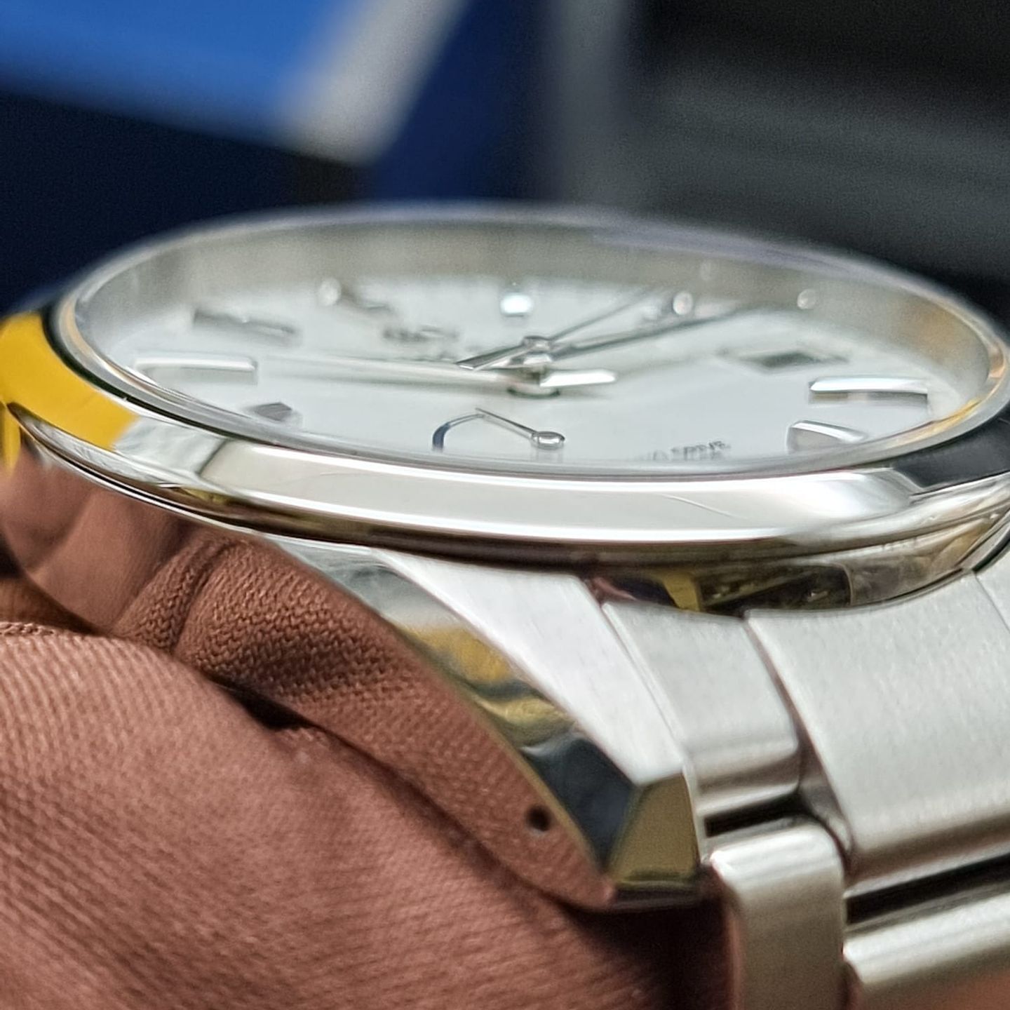 Grand Seiko Heritage Collection SBGA299 - (3/8)