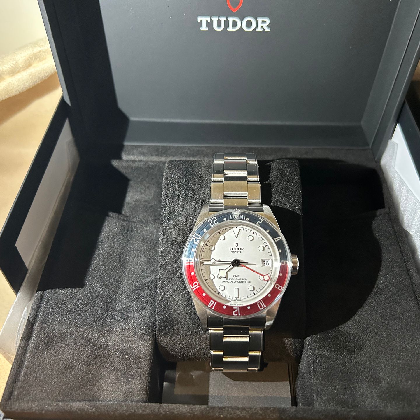 Tudor Black Bay GMT 79830RB (2024) - White dial 41 mm Steel case (3/8)