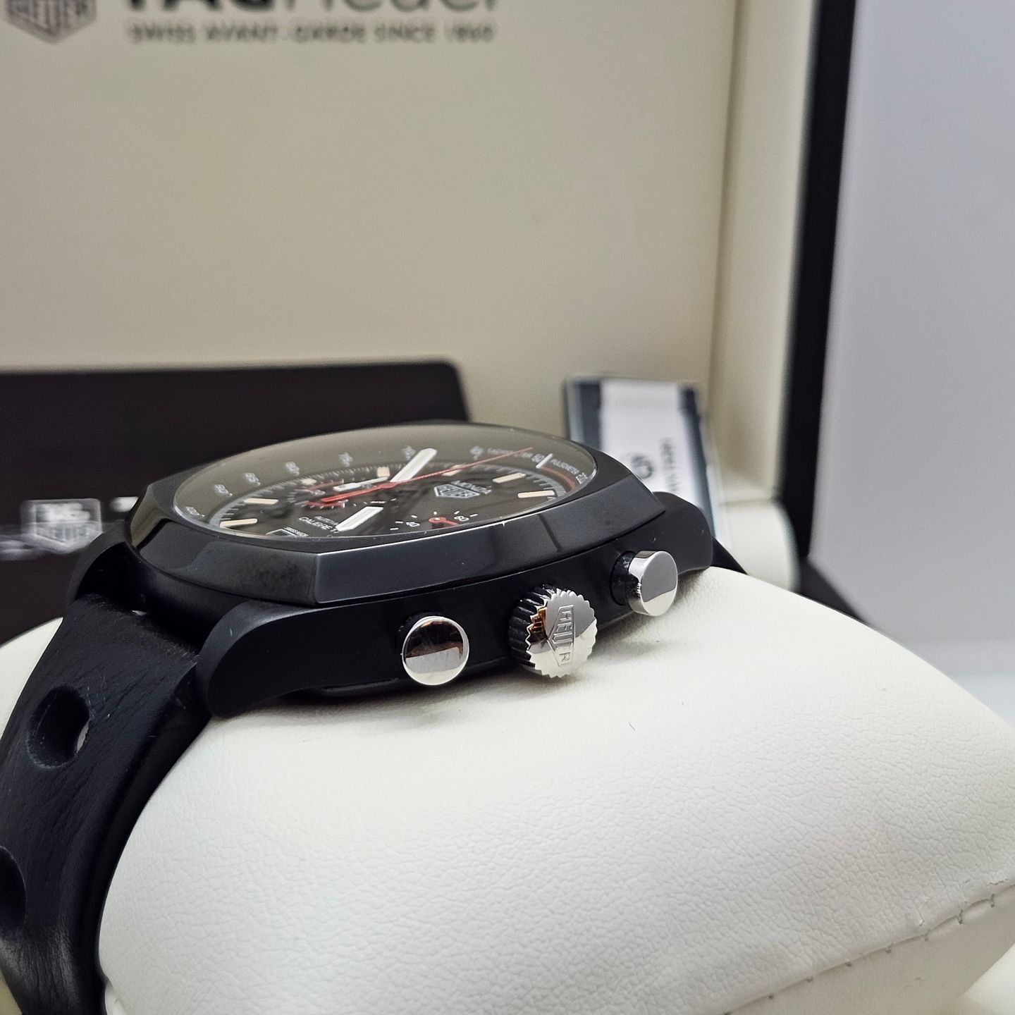 TAG Heuer Monza CR2080.FC6375 (2022) - Black dial 42 mm Titanium case (5/8)