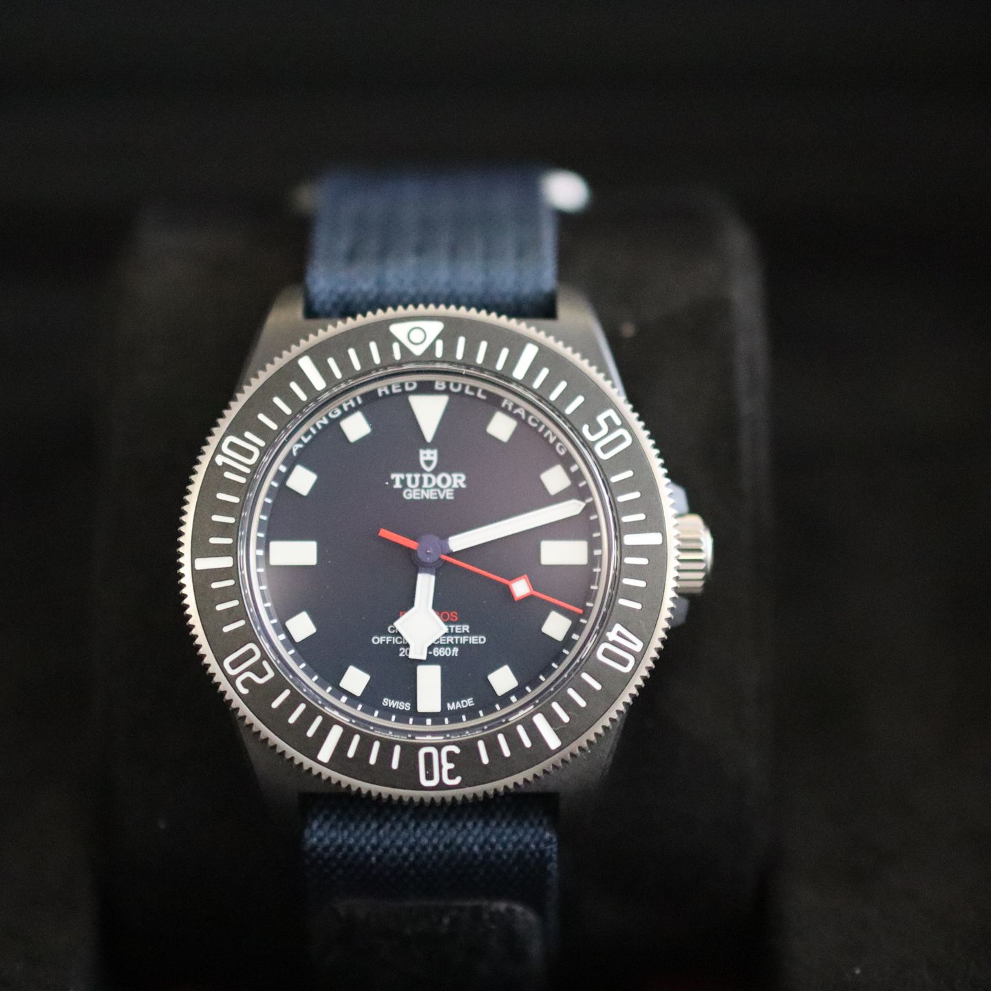 Tudor Pelagos 25707KN (2025) - Blue dial 42 mm Carbon case (2/8)