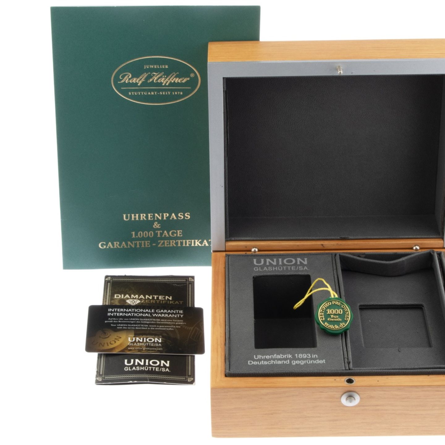 Union Glashütte Unknown 26-32-09-05-10 (2014) - Black dial 40 mm Steel case (2/7)