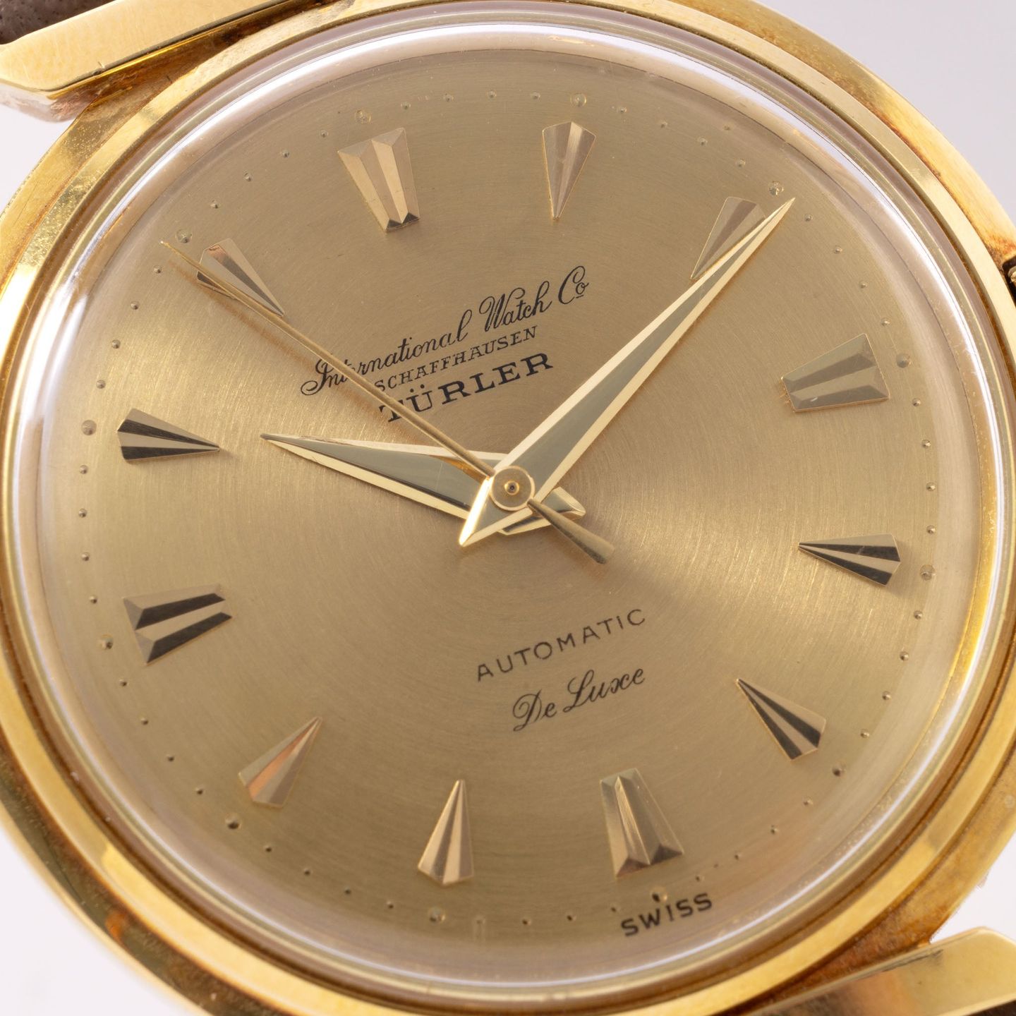 IWC Vintage 600 (1950) - Gold dial Unknown Yellow Gold case (4/8)