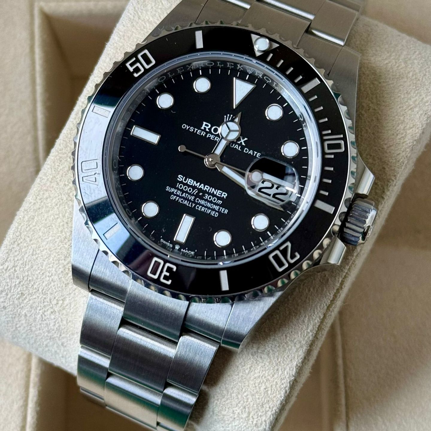 Rolex Submariner Date 126610LN - (3/7)