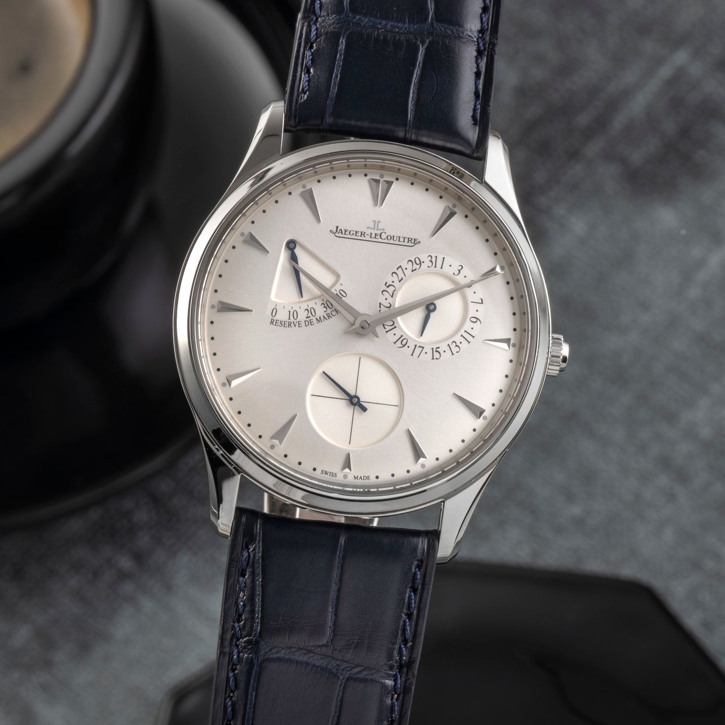 Jaeger-LeCoultre Master Ultra Thin Réserve de Marche Q1378420 - (3/8)