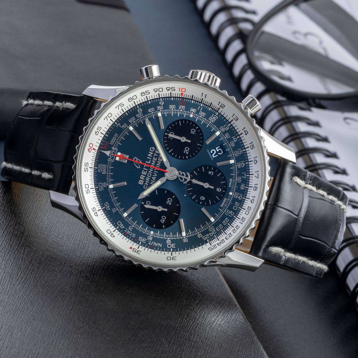 Breitling Navitimer 1 B01 Chronograph AB0121211C1P1 - (2/8)