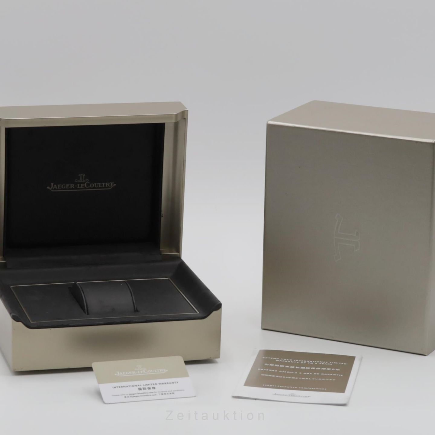 Jaeger-LeCoultre Master Ultra Thin Moon Q1368480 - (7/8)