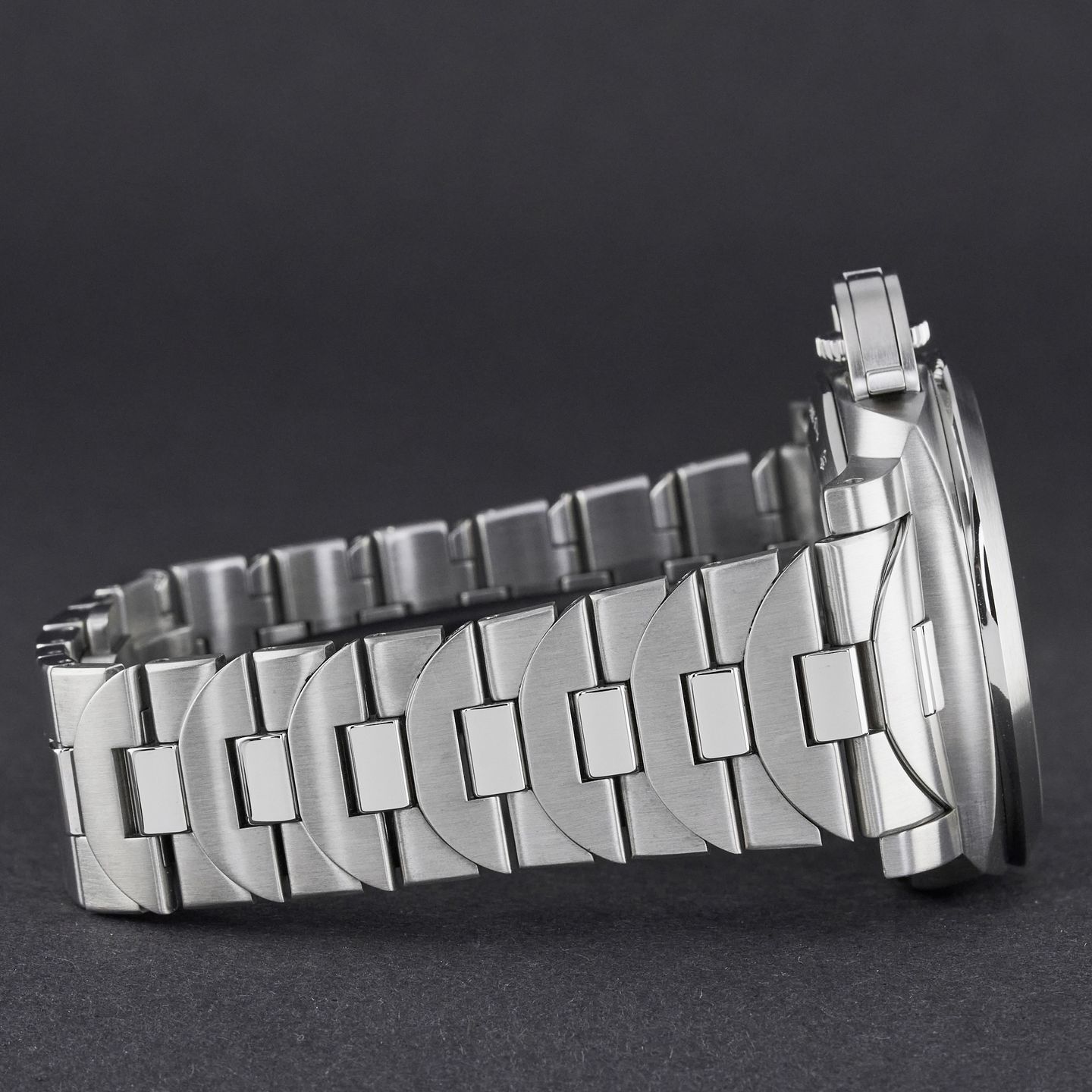 Panerai Luminor Marina Automatic PAM01058 (2019) - Blue dial 44 mm Steel case (7/8)