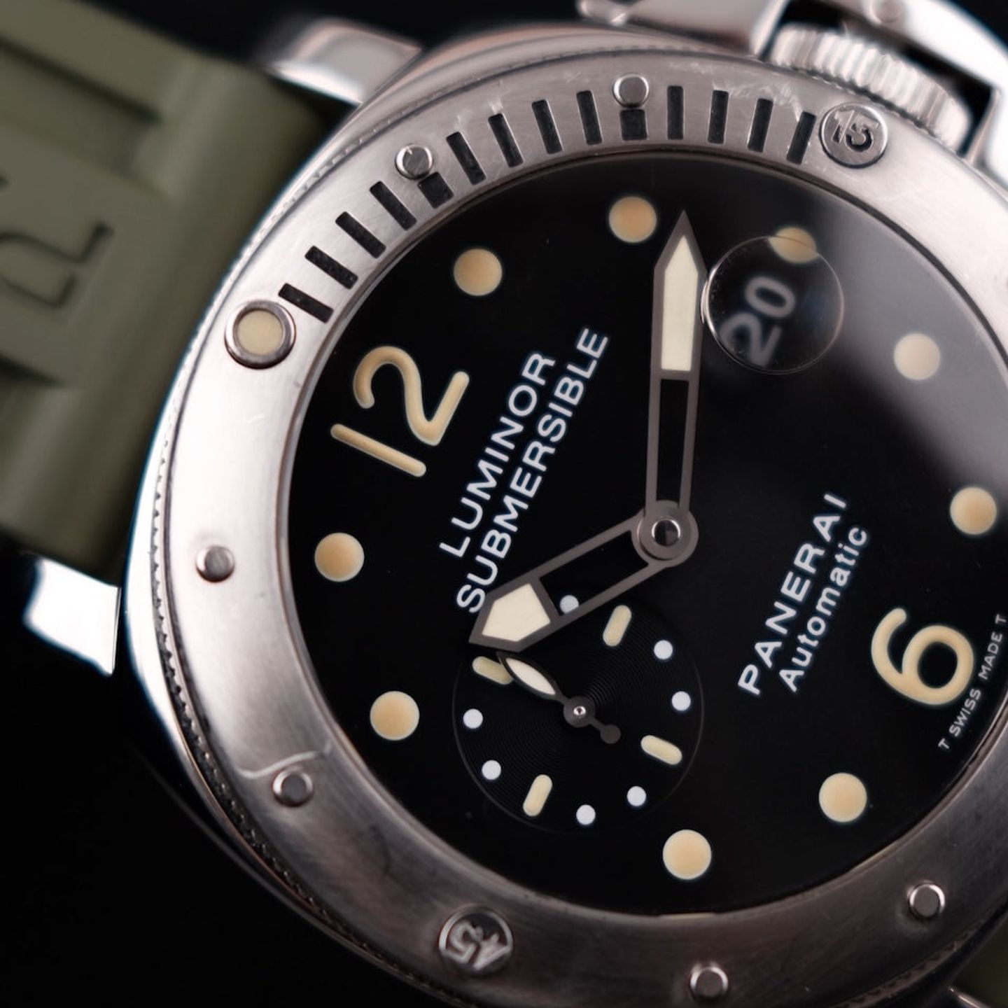 Panerai Luminor Submersible PAM00024 (2001) - Black dial 44 mm Steel case (4/8)