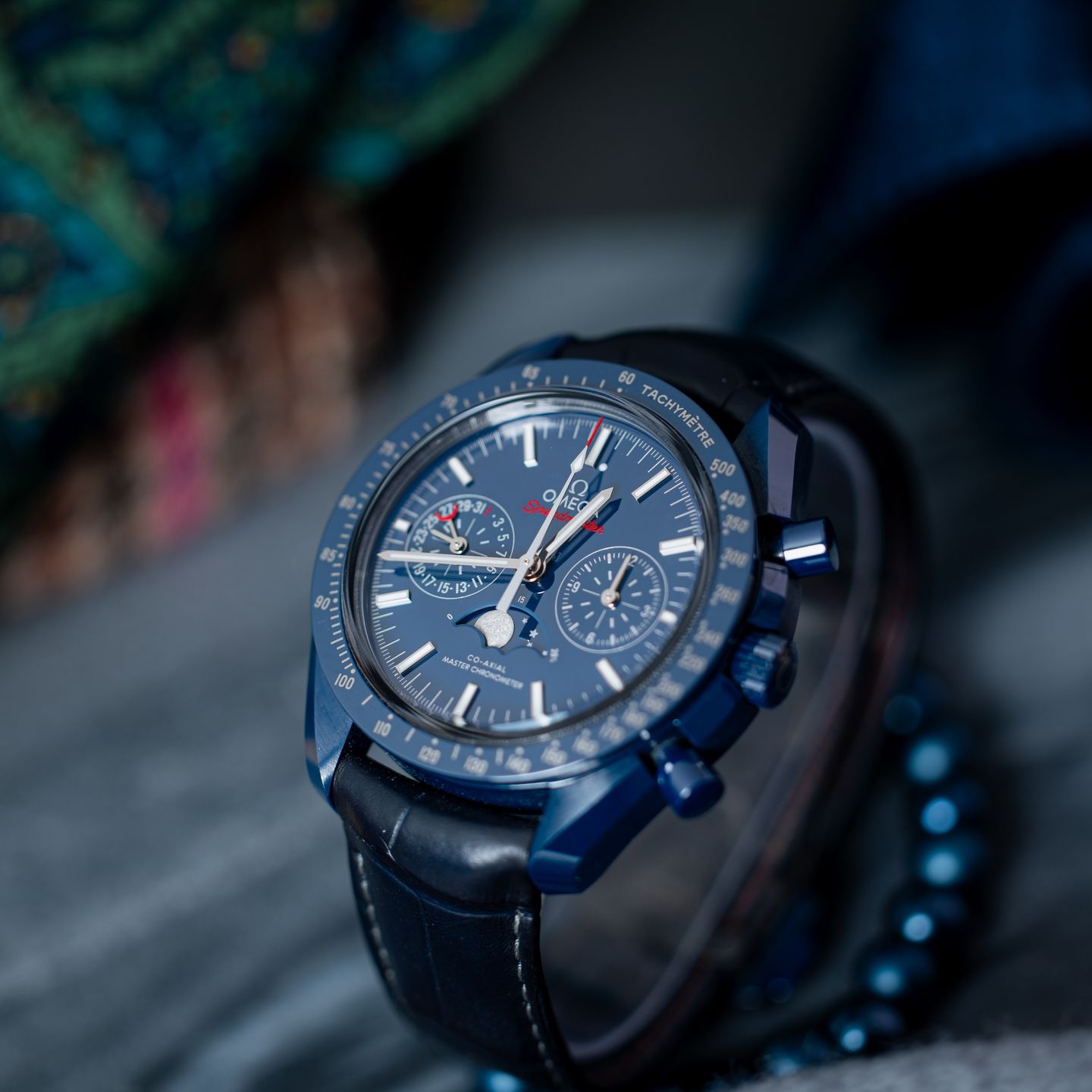 Omega Speedmaster Moonphase 304.93.44.52.03.001 - (2/6)