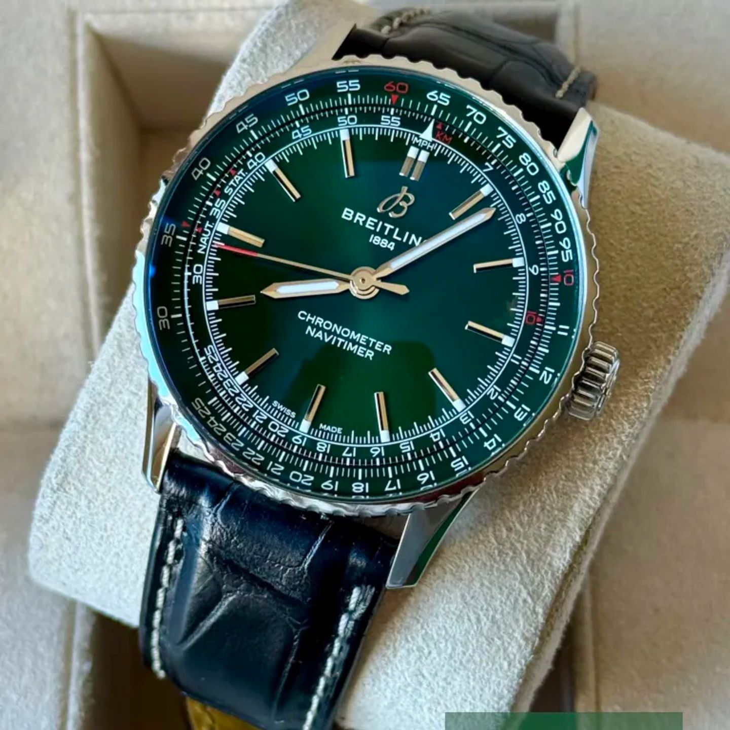 Breitling Navitimer A17329371L1P1 - (3/6)