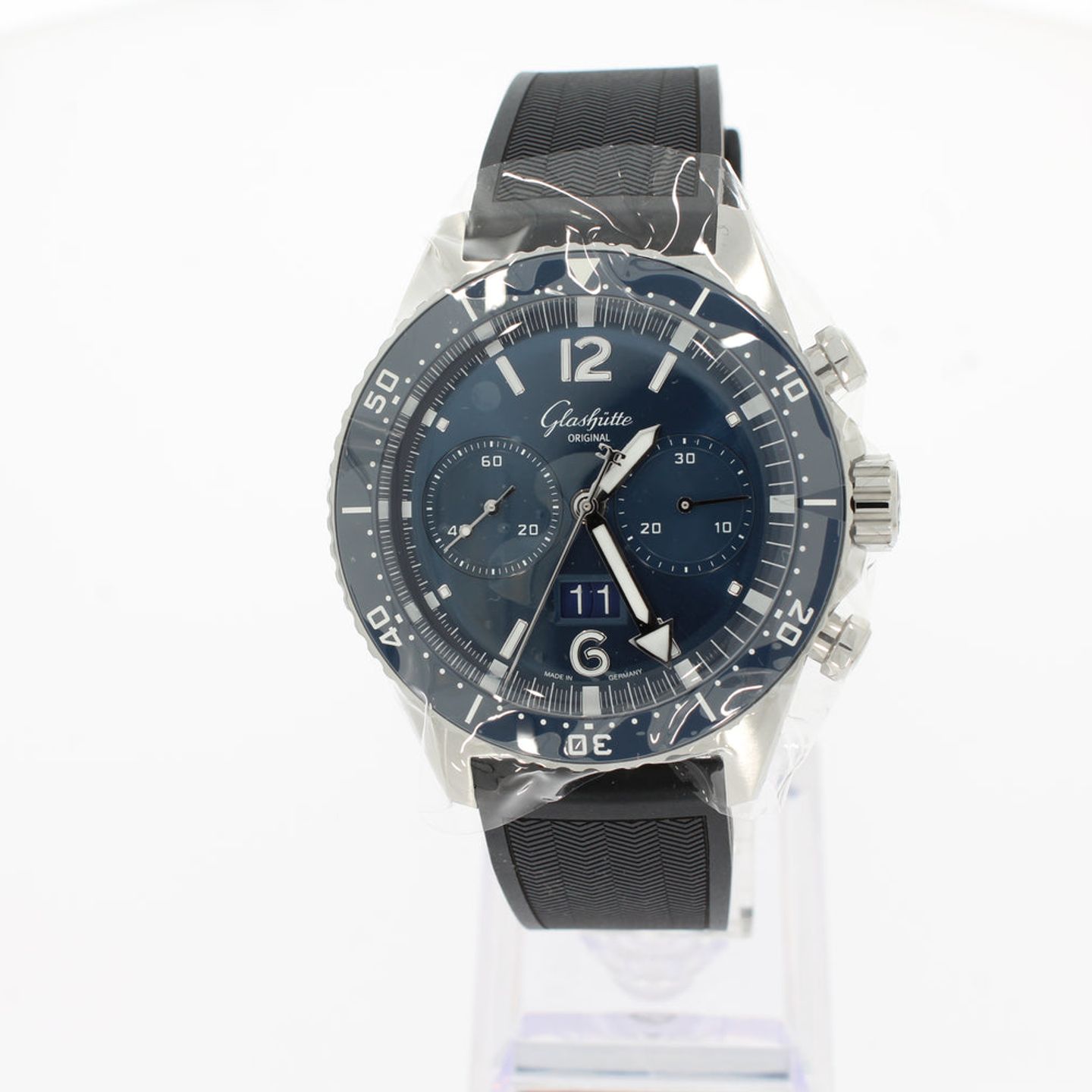 Glashütte Original SeaQ Chronograph 1-37-23-02-81-33 (2024) - Blue dial 43 mm Steel case (1/4)