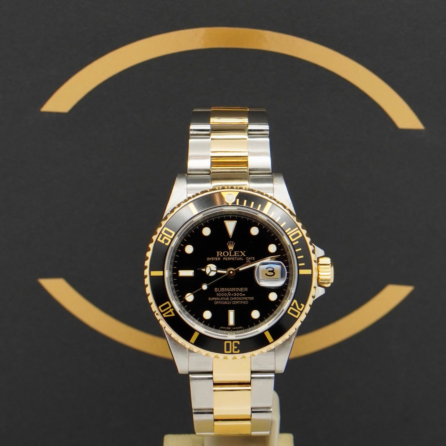 Rolex Submariner Date 16613 (2009) - Black dial 40 mm Gold/Steel case (1/7)