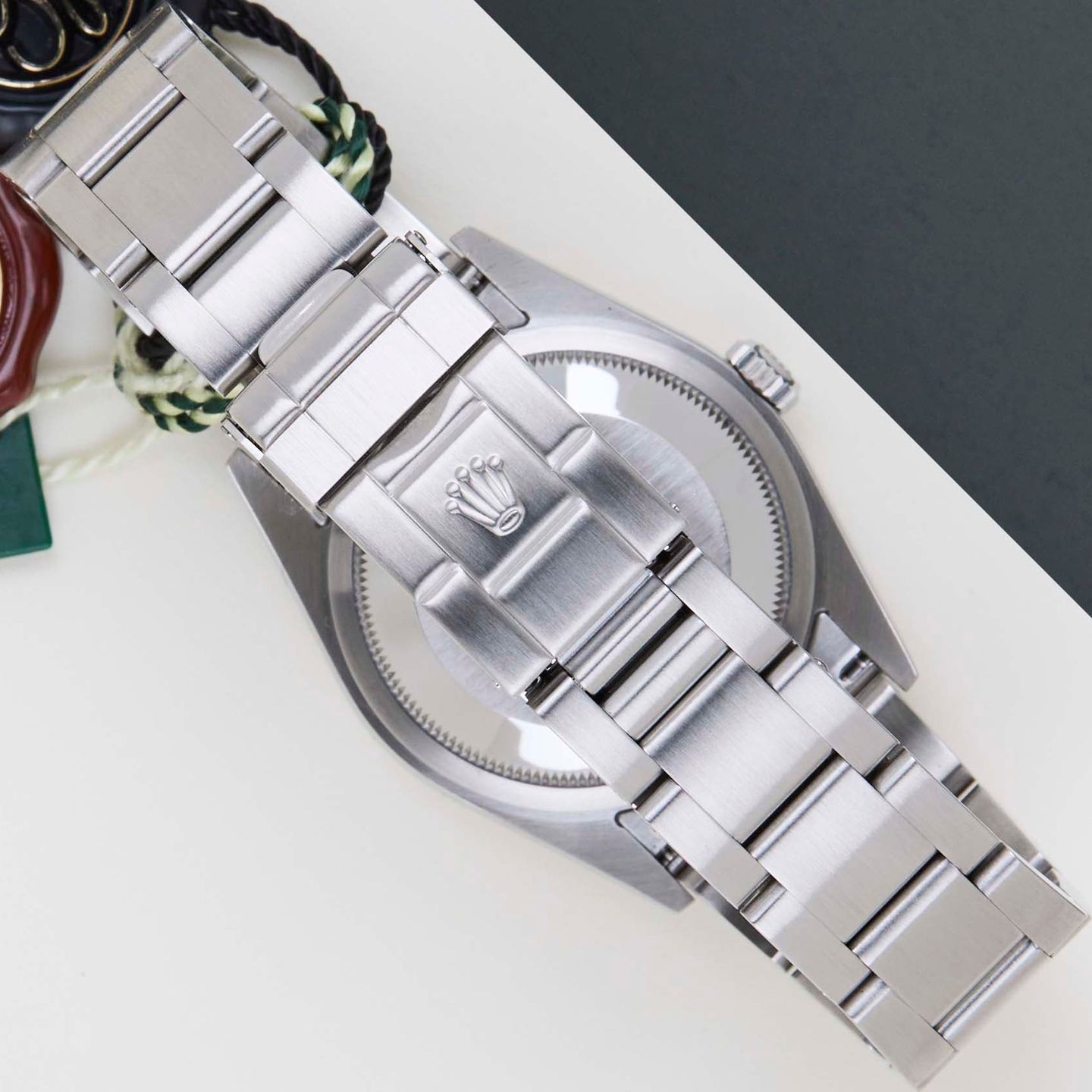 Rolex Explorer 114270 - (6/8)