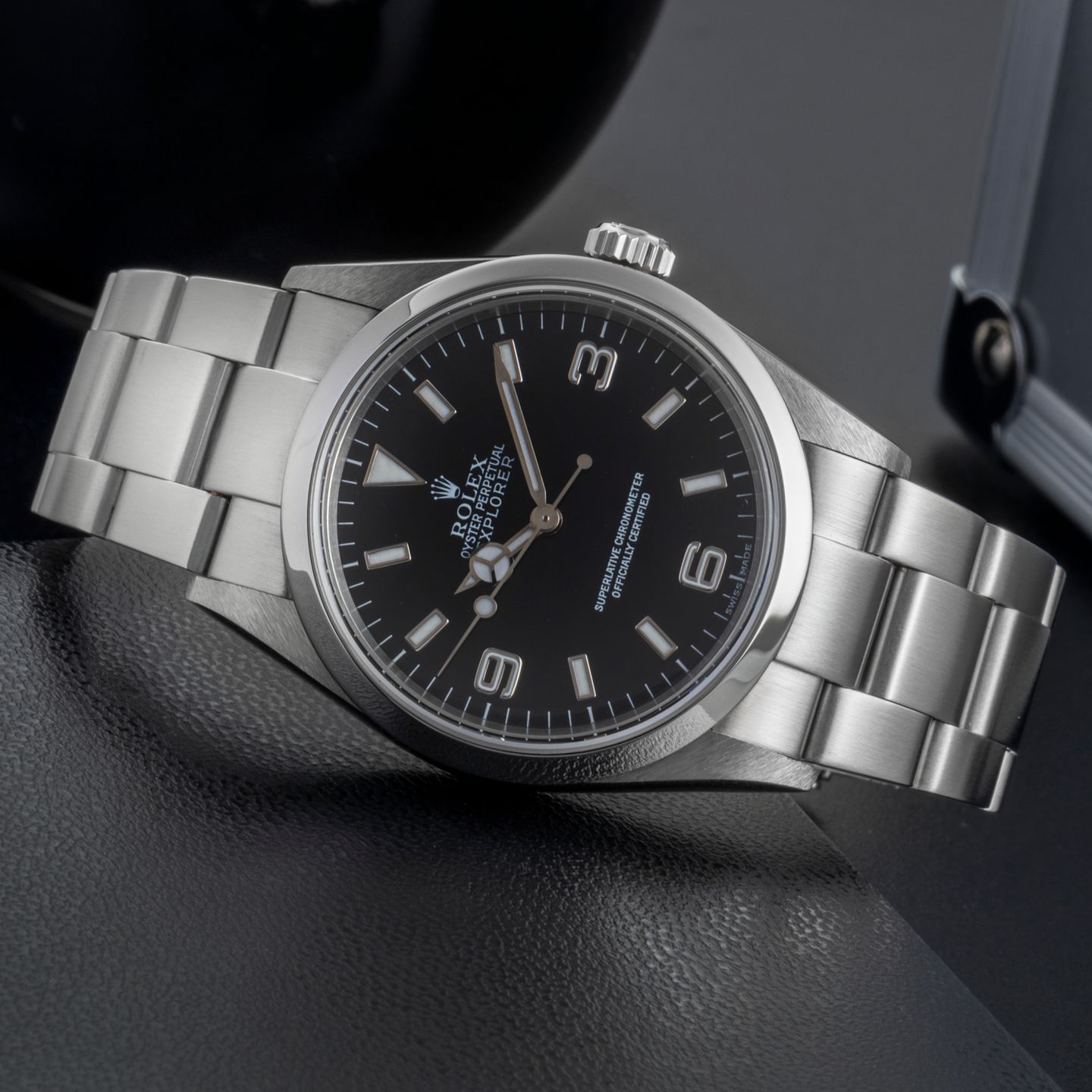 Rolex Explorer 114270 - (2/8)
