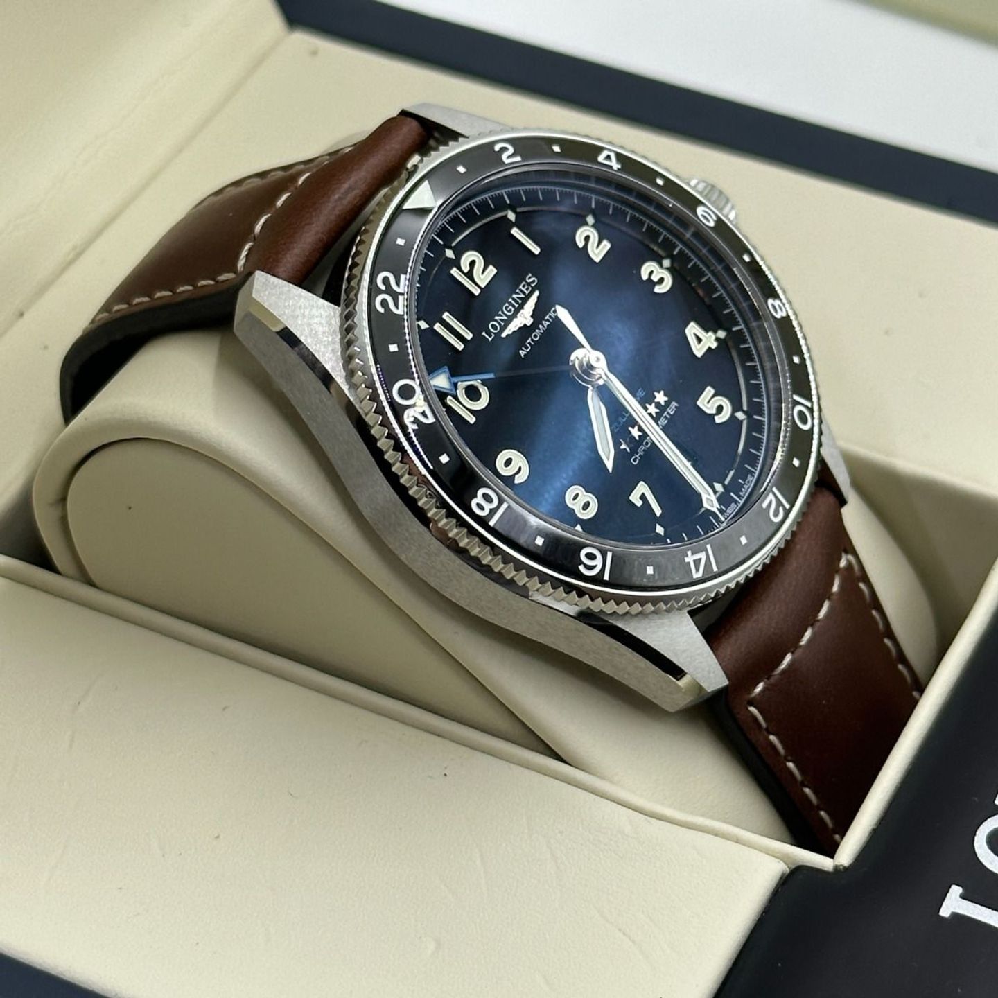 Longines Spirit L3.812.4.53.2 (2023) - Zwart wijzerplaat 42mm Staal (6/8)