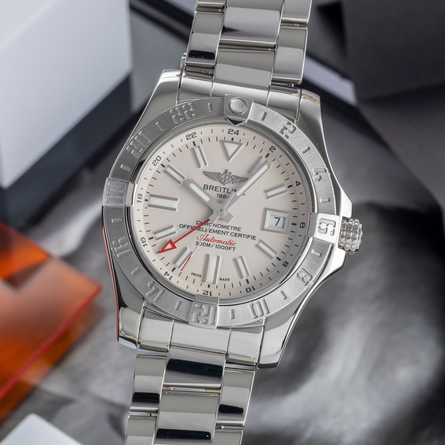 Breitling Avenger II GMT A3239011/G778 (Unknown (random serial)) - Silver dial 43 mm Steel case (3/8)