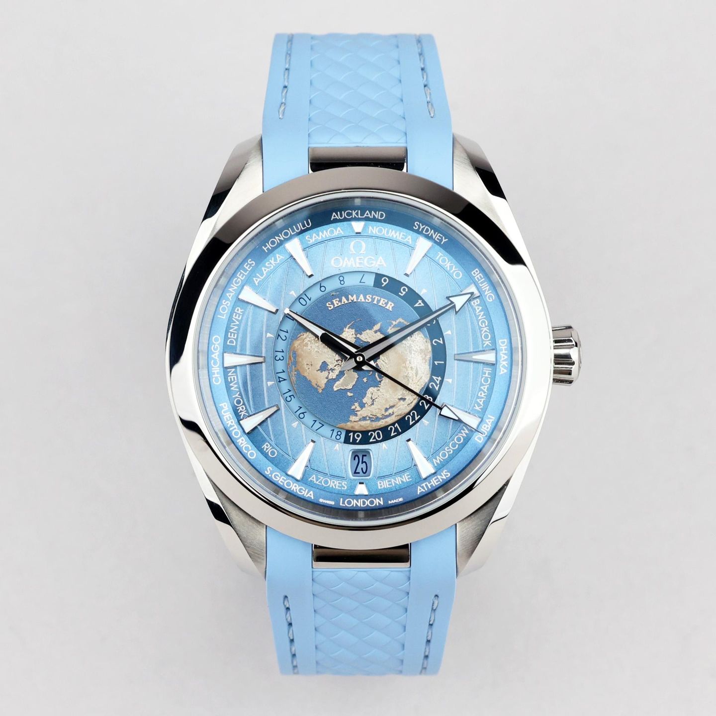 Omega Seamaster Aqua Terra 220.12.43.22.03.002 (2026) - Blue dial 43 mm Steel case (1/8)