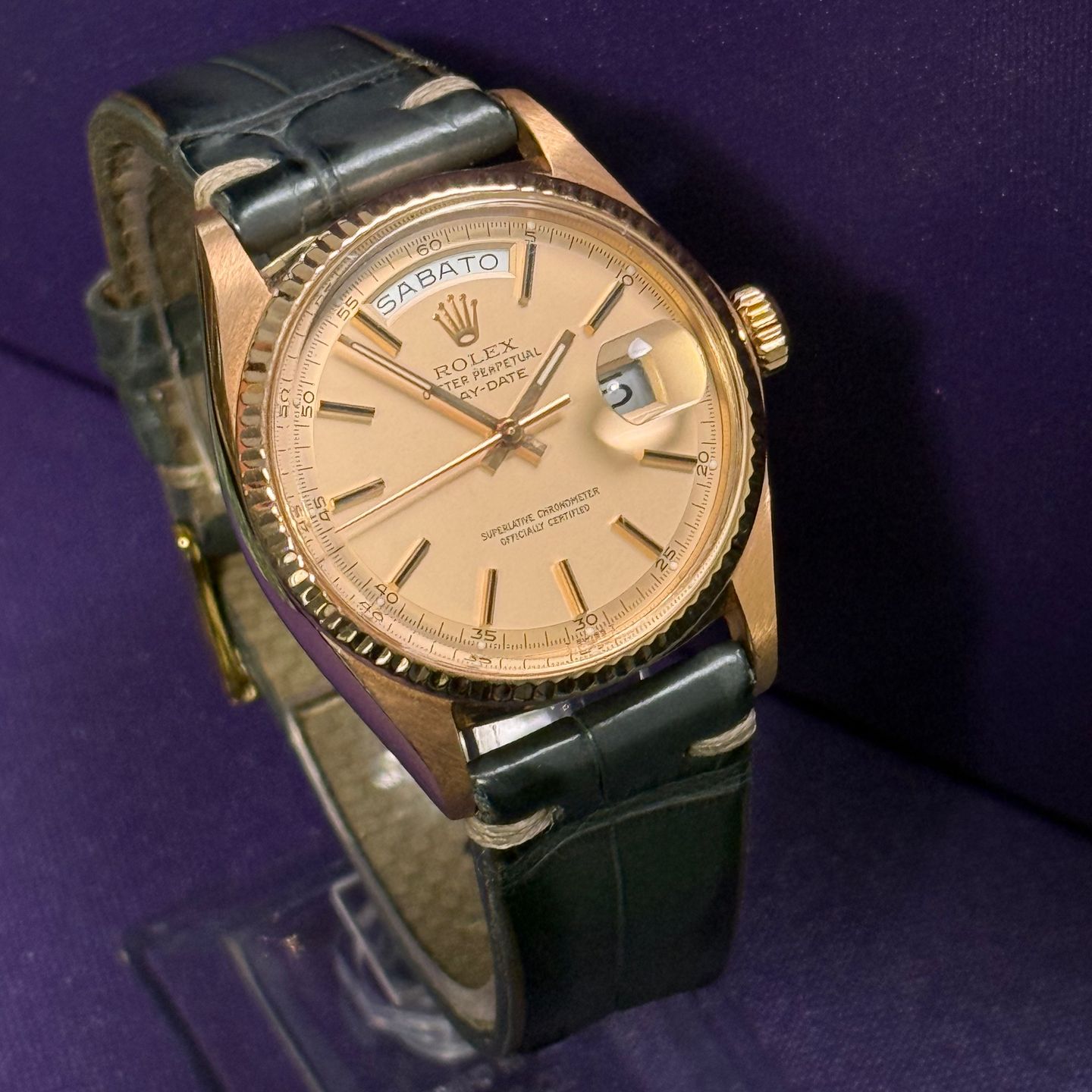 Rolex Day-Date 1803 (1970) - Champagne dial 36 mm Rose Gold case (2/4)