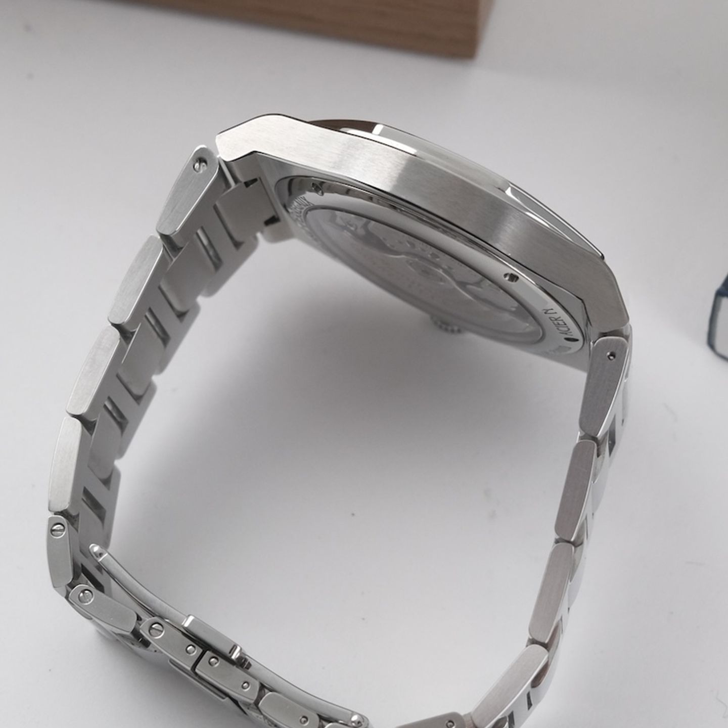 Girard-Perregaux Laureato 81010-11-634-11A - (7/8)