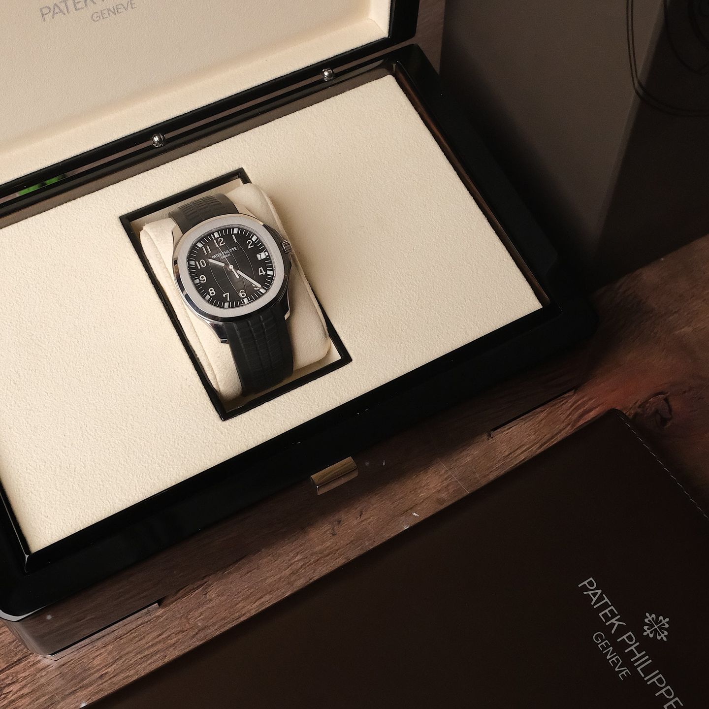 Patek Philippe Aquanaut 5167A-001 - (3/8)