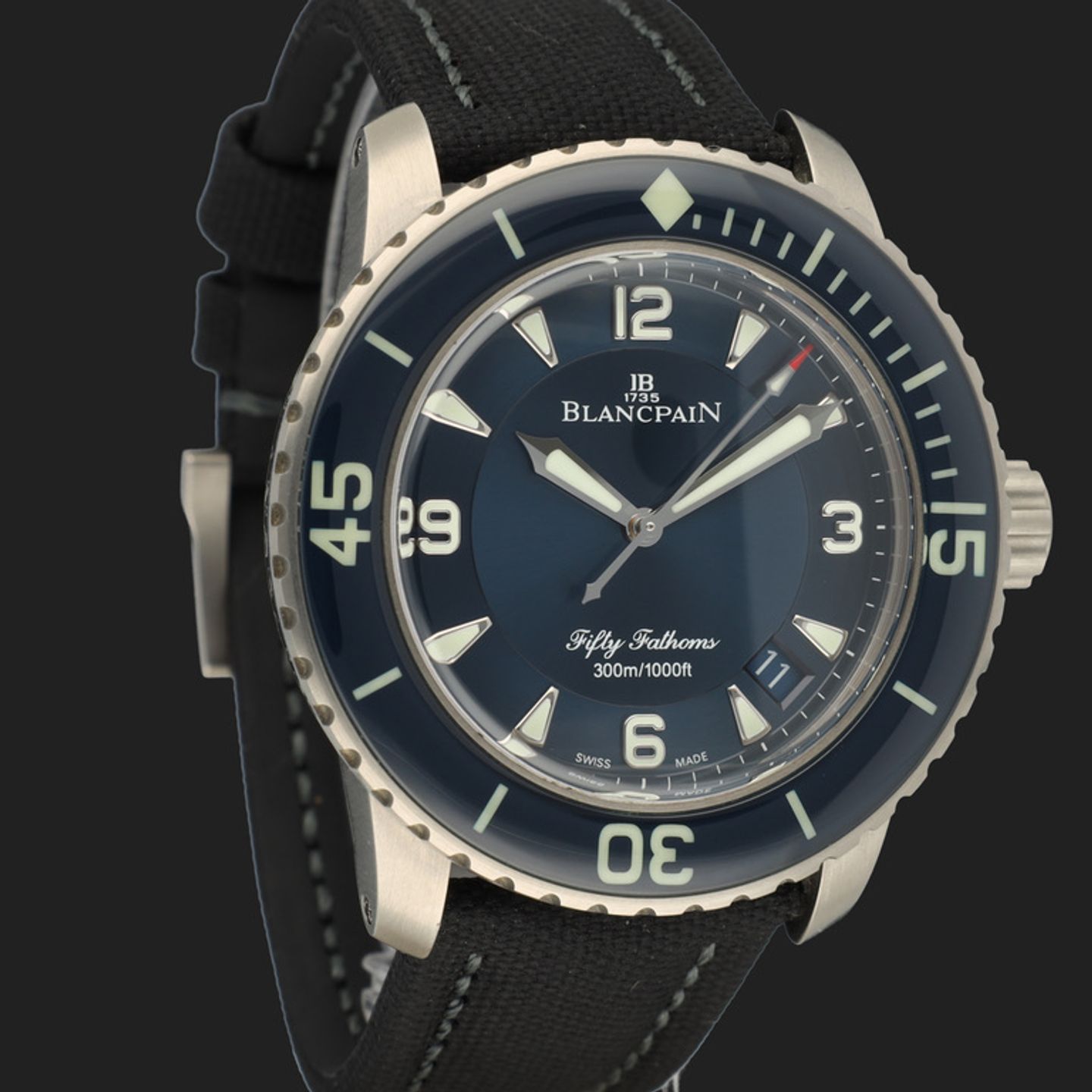 Blancpain Fifty Fathoms 5015-12B40-O52A (2018) - Blue dial 46 mm Titanium case (4/8)