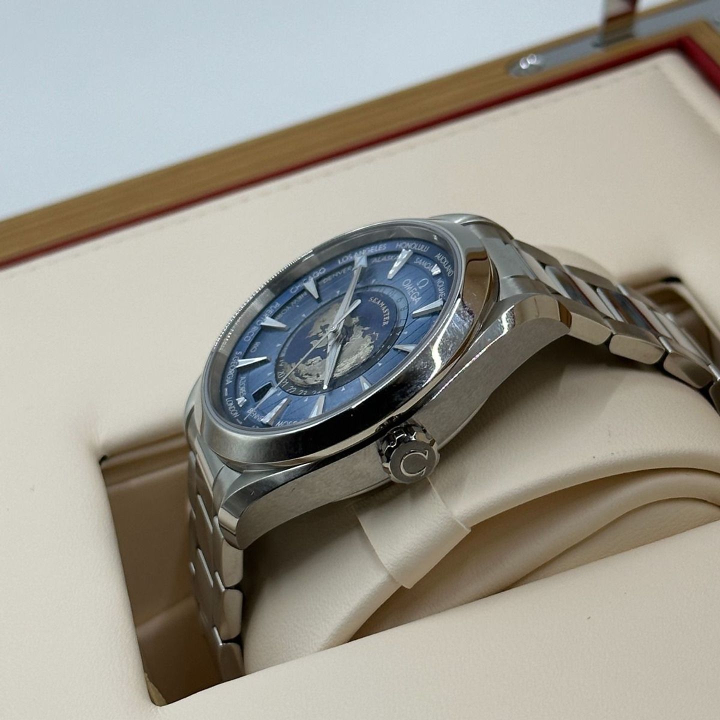 Omega Seamaster Aqua Terra 220.10.43.22.03.002 (2024) - Blauw wijzerplaat 43mm Staal (6/8)