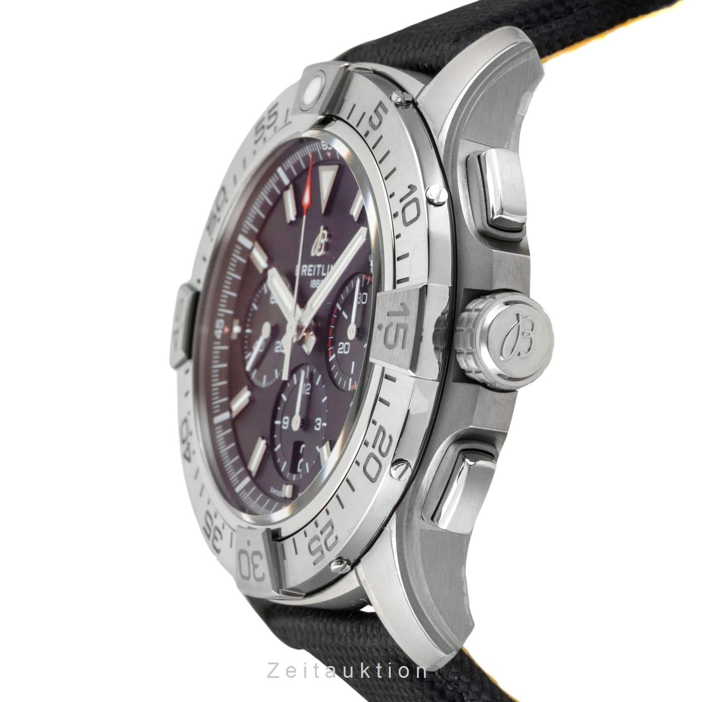 Breitling Super Avenger EB0148101B1X1 (Unknown (random serial)) - Black dial 46 mm Titanium case (5/8)