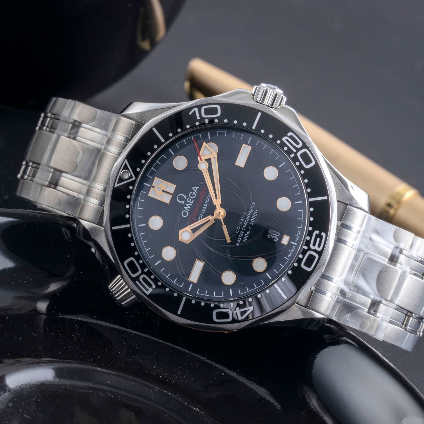 Omega Seamaster Diver 300 M 210.22.42.20.01.004 - (2/8)