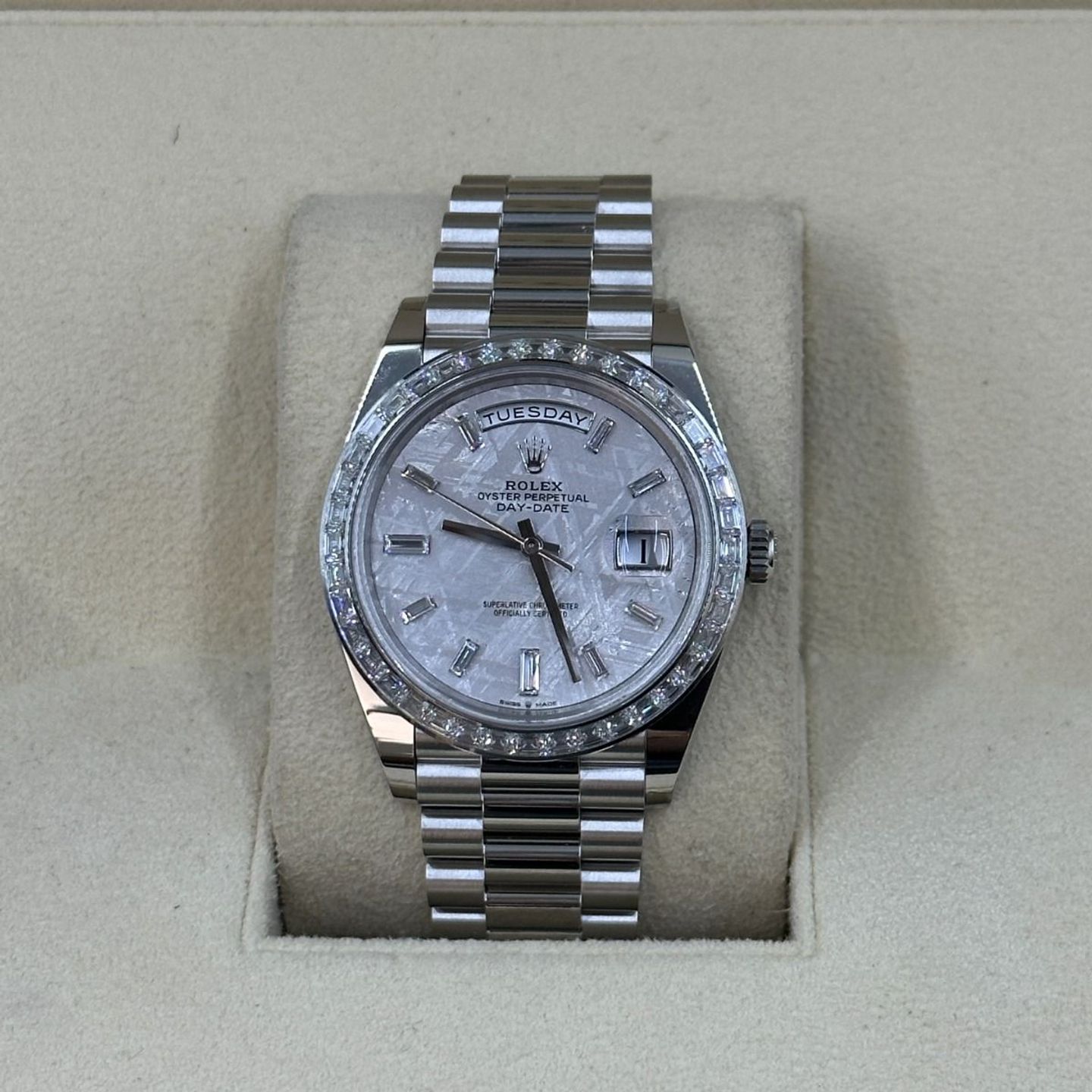 Rolex Day-Date 40 228396TBR (2022) - Grey dial 40 mm Platinum case (5/8)