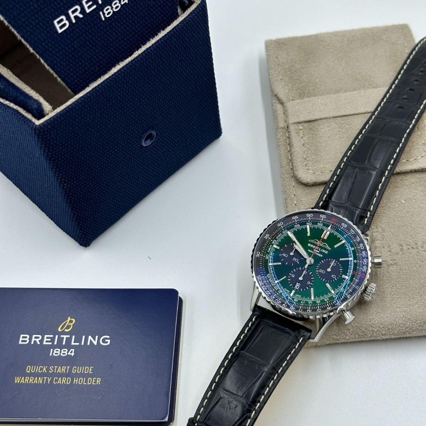 Breitling Navitimer 01 (46 MM) AB0137241L1P1 (2024) - Groen wijzerplaat 46mm Staal (3/8)