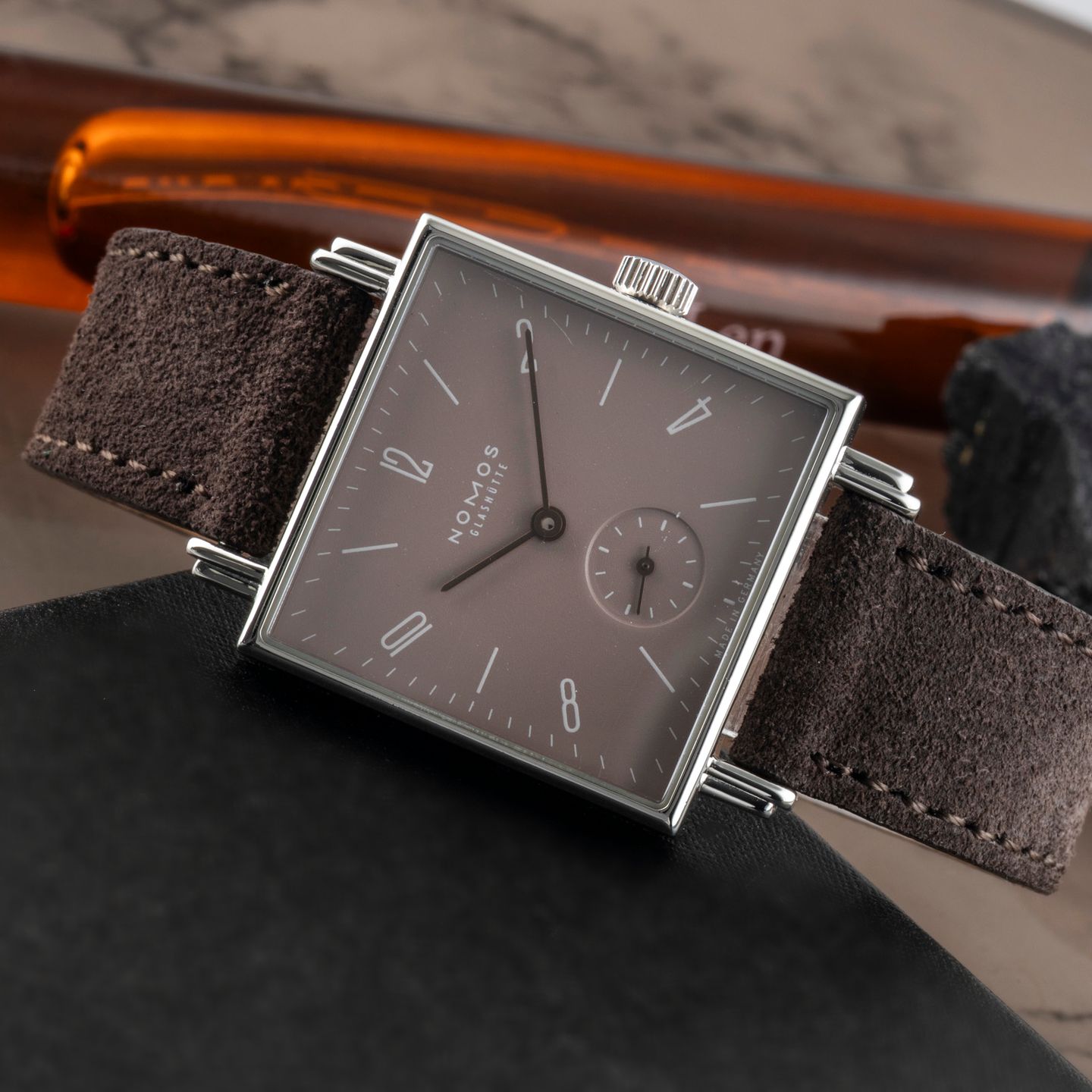 NOMOS Tetra 481 - (2/8)