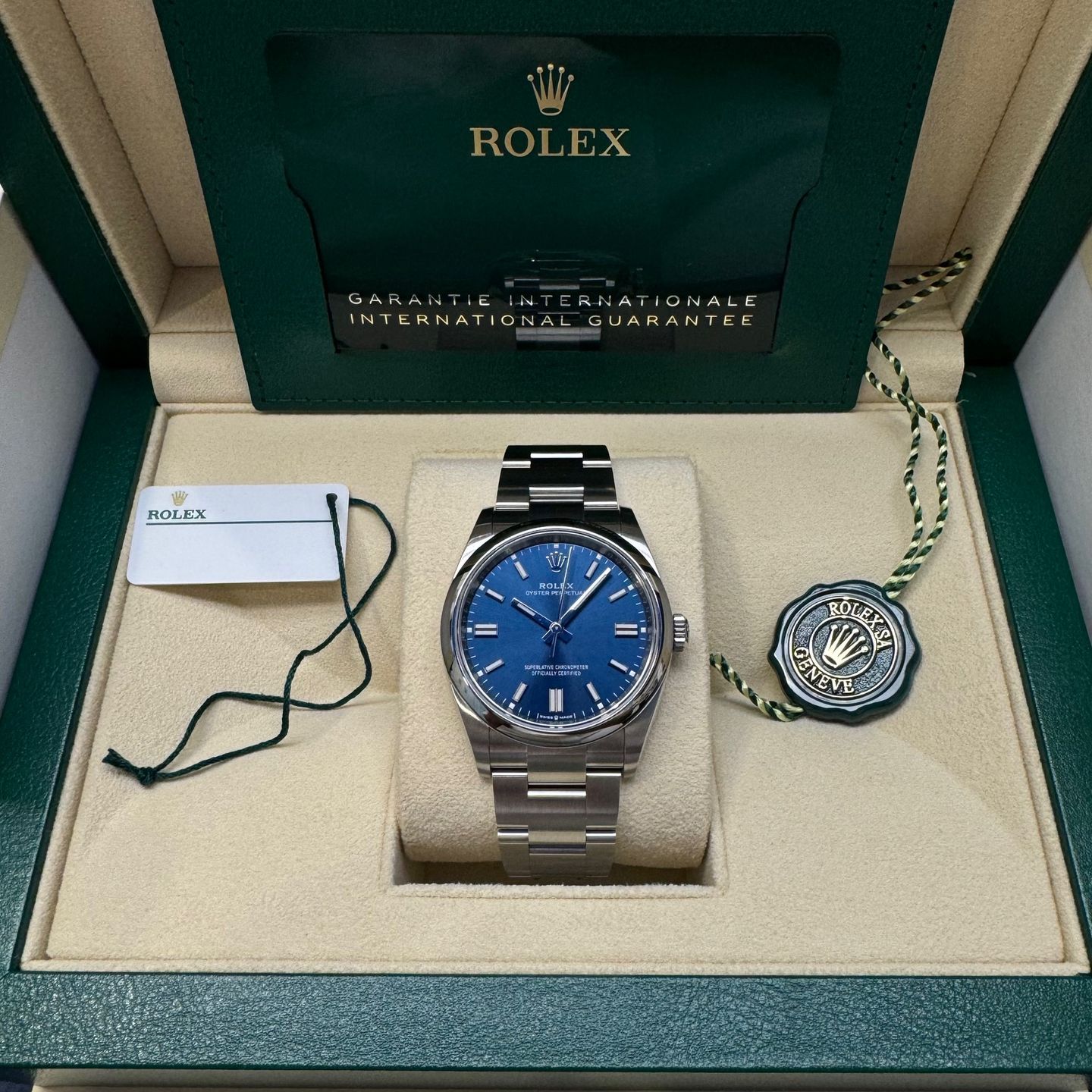 Rolex Oyster Perpetual 36 126000 - (1/6)