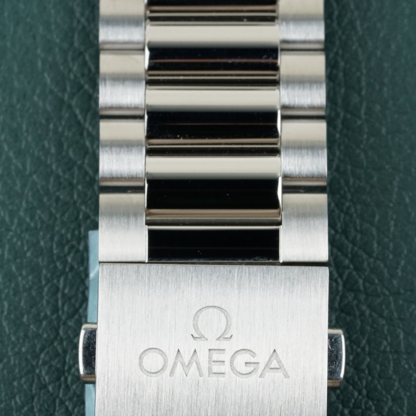 Omega Seamaster Aqua Terra 220.10.38.20.03.005 - (6/8)