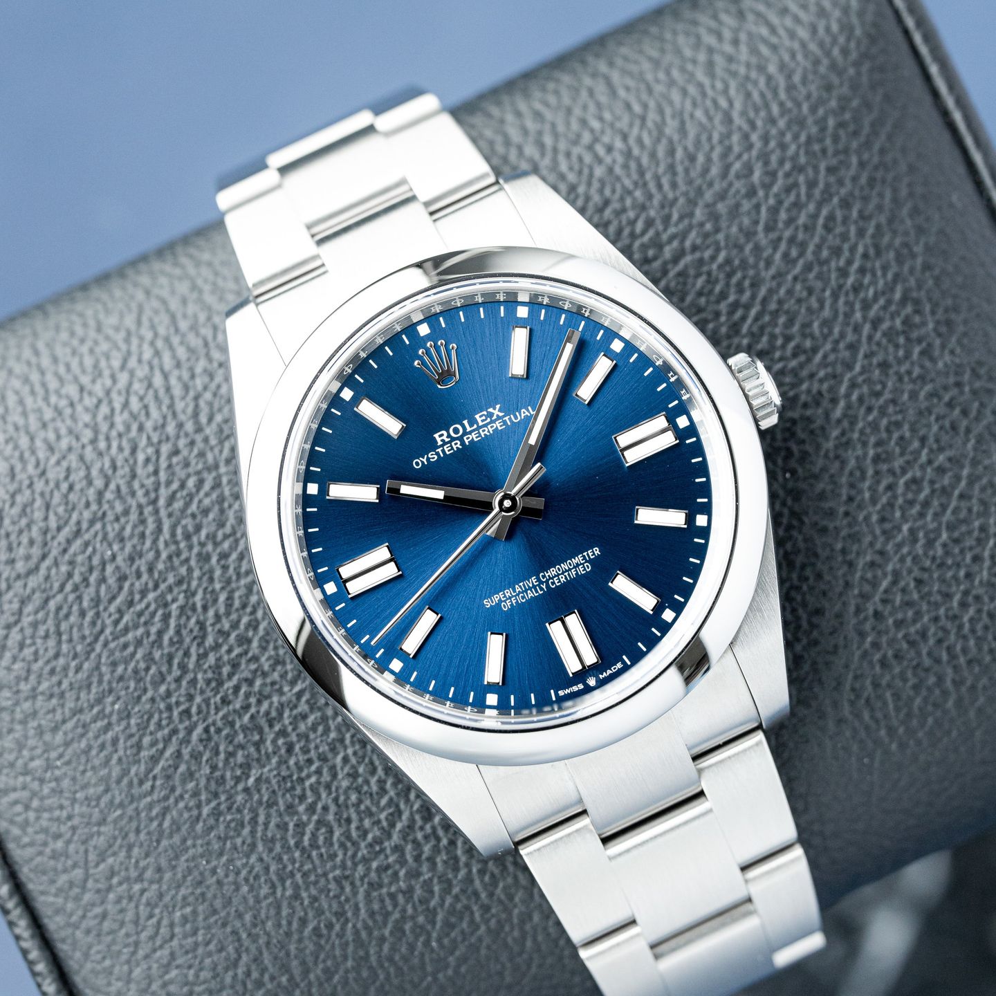 Rolex Oyster Perpetual 41 124300 (2022) - 41 mm Steel case (2/8)