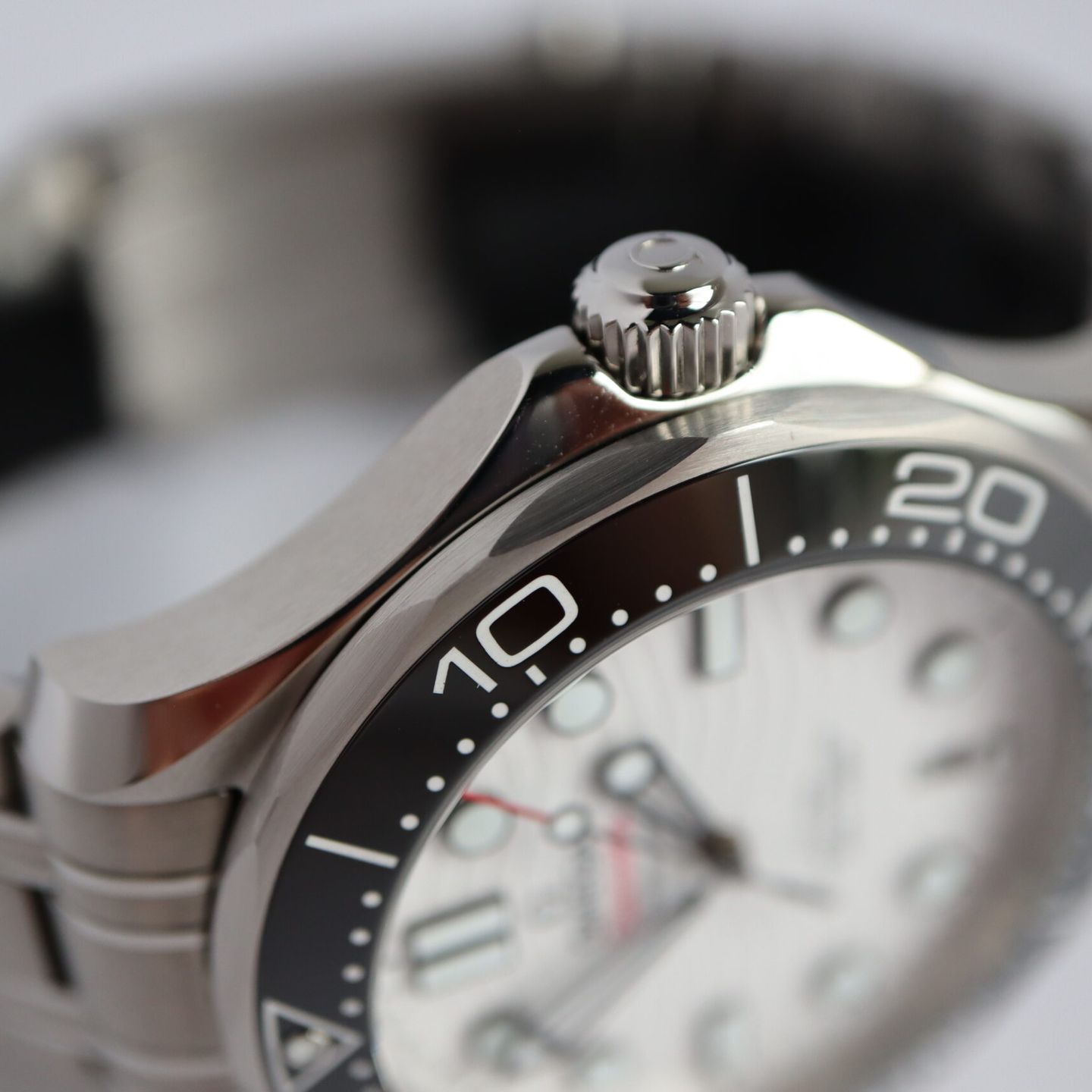 Omega Seamaster Diver 300 M 210.30.42.20.04.001 - (7/8)